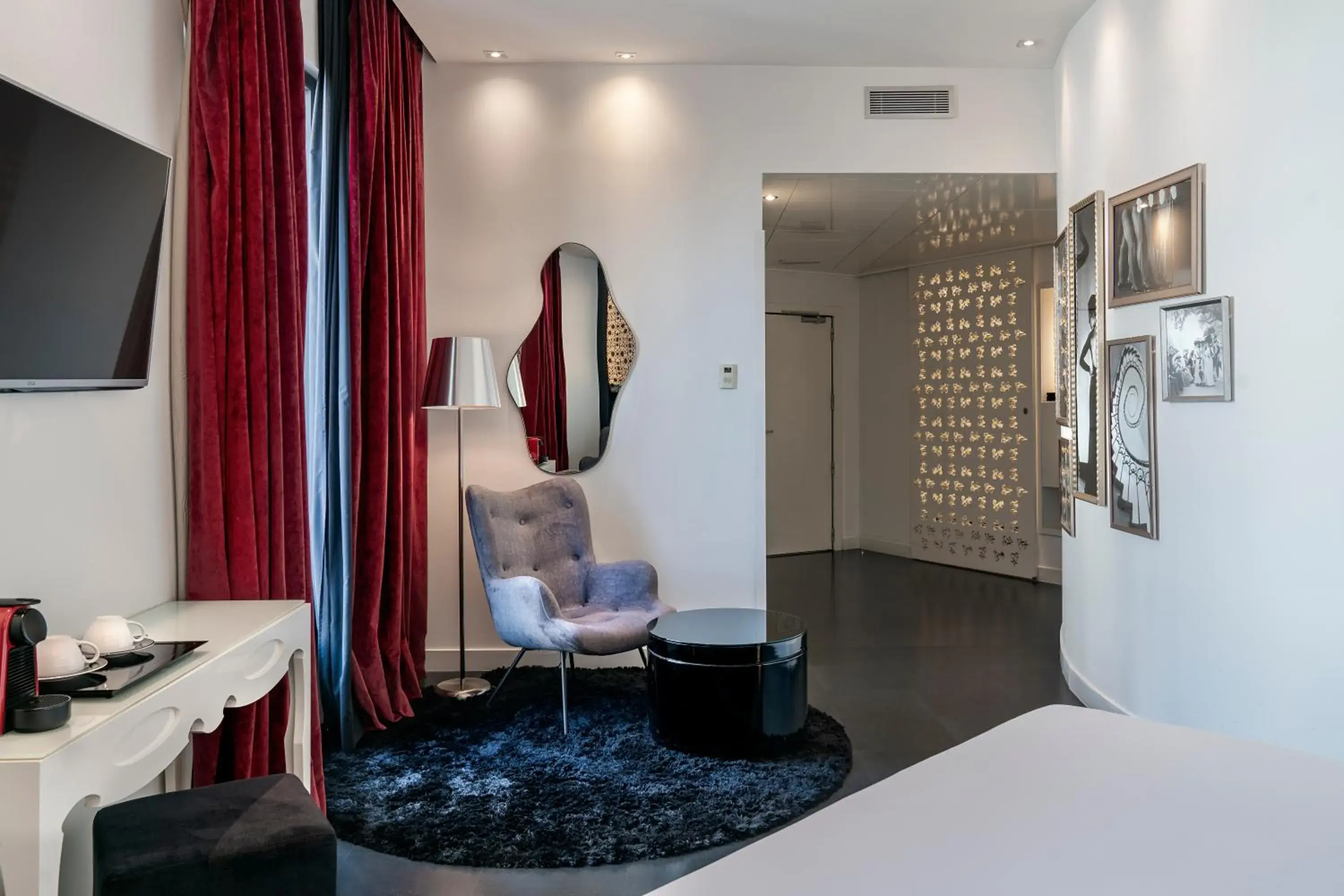 TV and multimedia, Bed in Vincci Vía - 66 TV and multimedia, Bed in Vincci Vía - 66