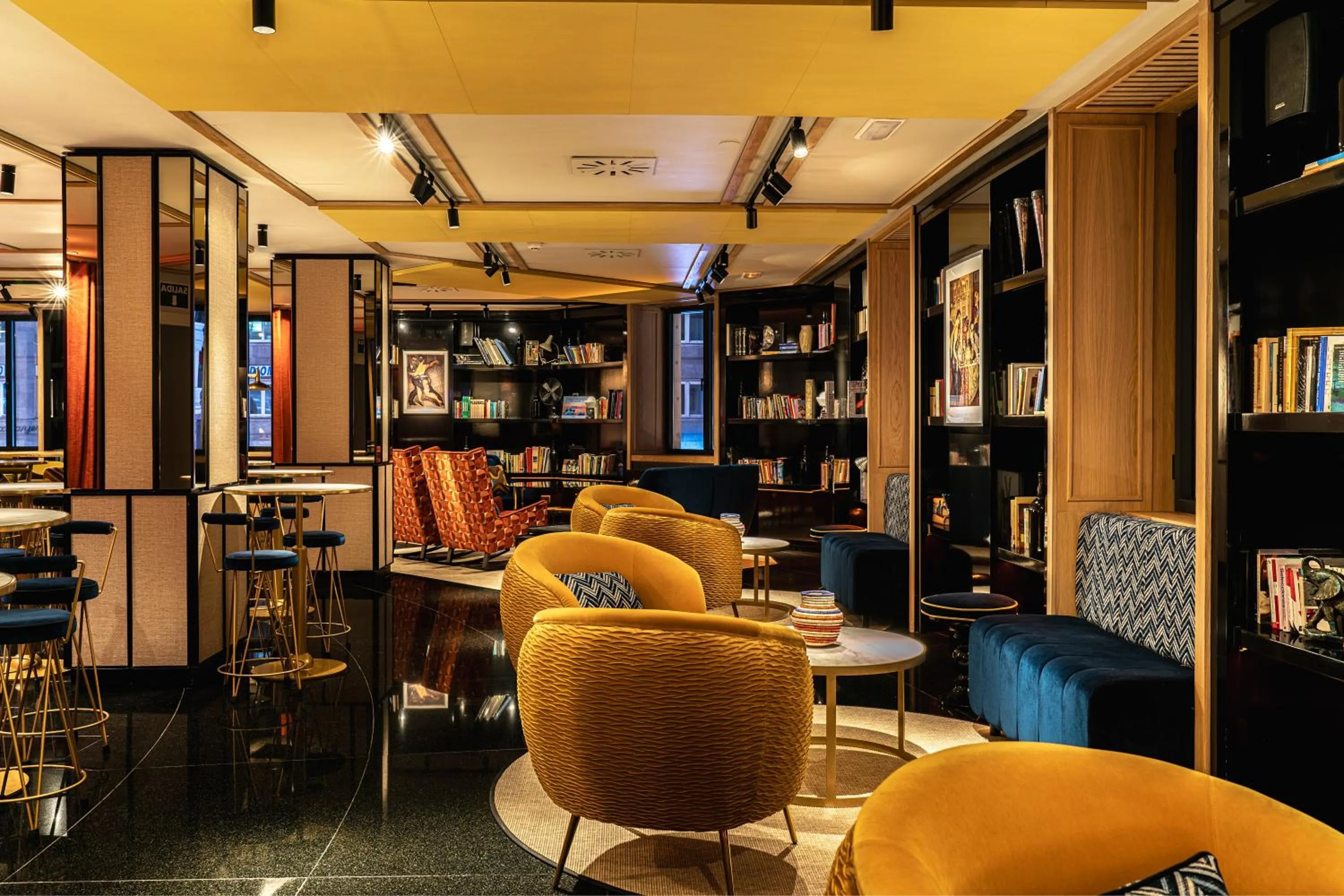 Lounge or bar in Vincci Vía - 66