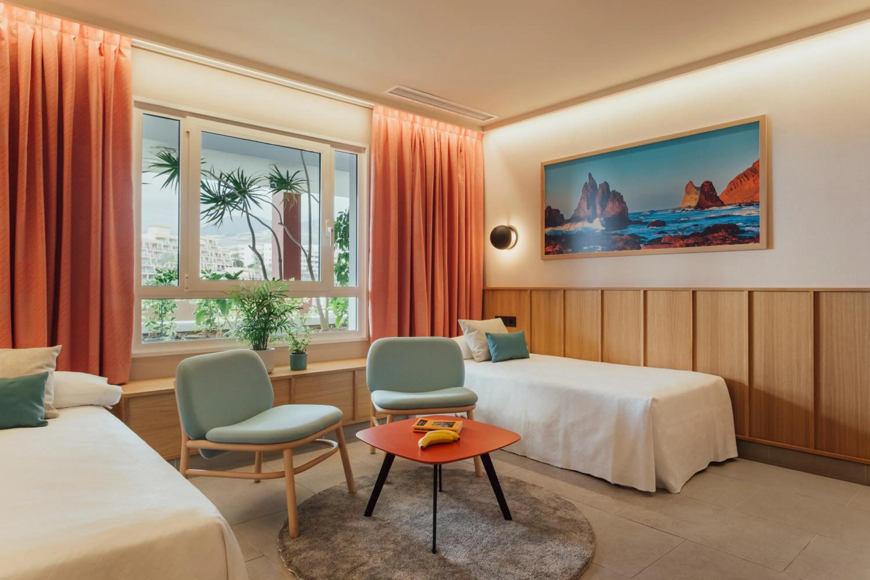 Photo of the whole room, Bed in Adrián Hoteles Roca Nivaria