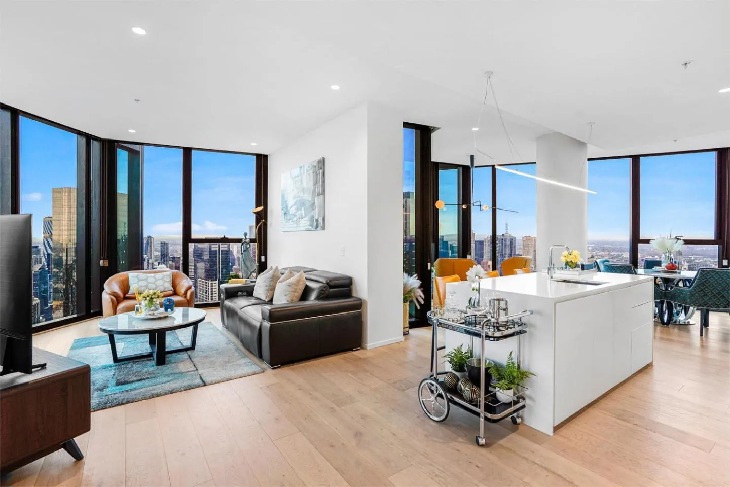 Tammex Luxury Properties - Melbourne Square