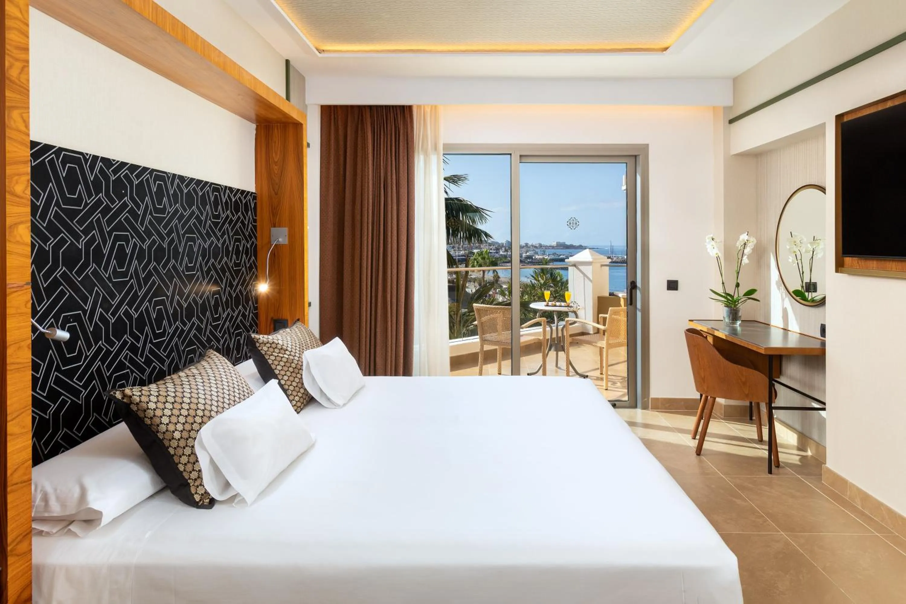 Bedroom, Bed in Adrián Hoteles Jardines de Nivaria