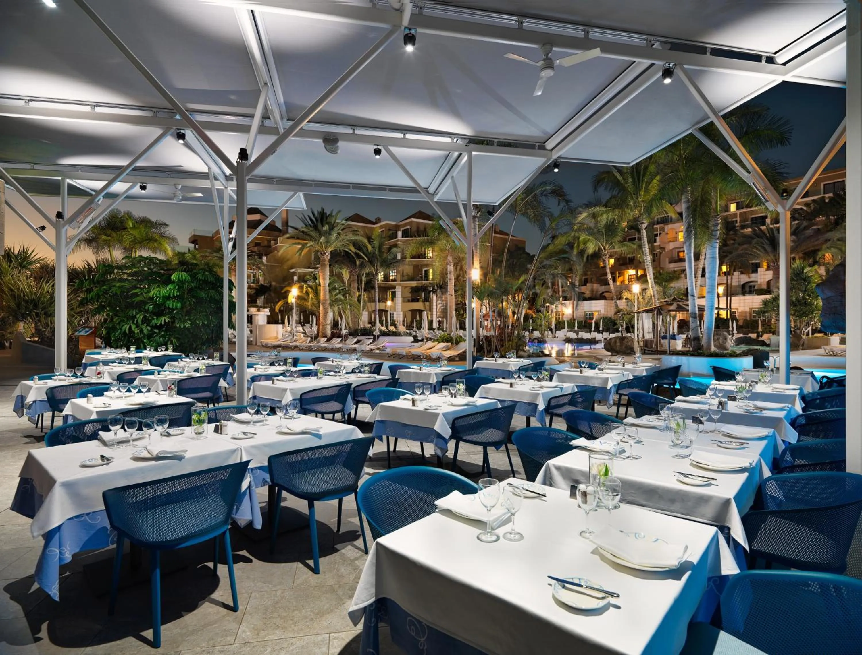 Restaurant/places to eat in Adrián Hoteles Jardines de Nivaria