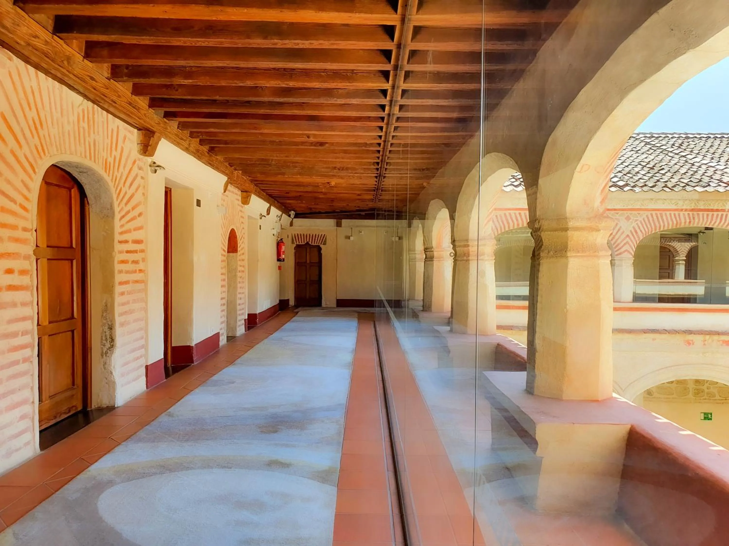 Property building in Hotel San Antonio el Real