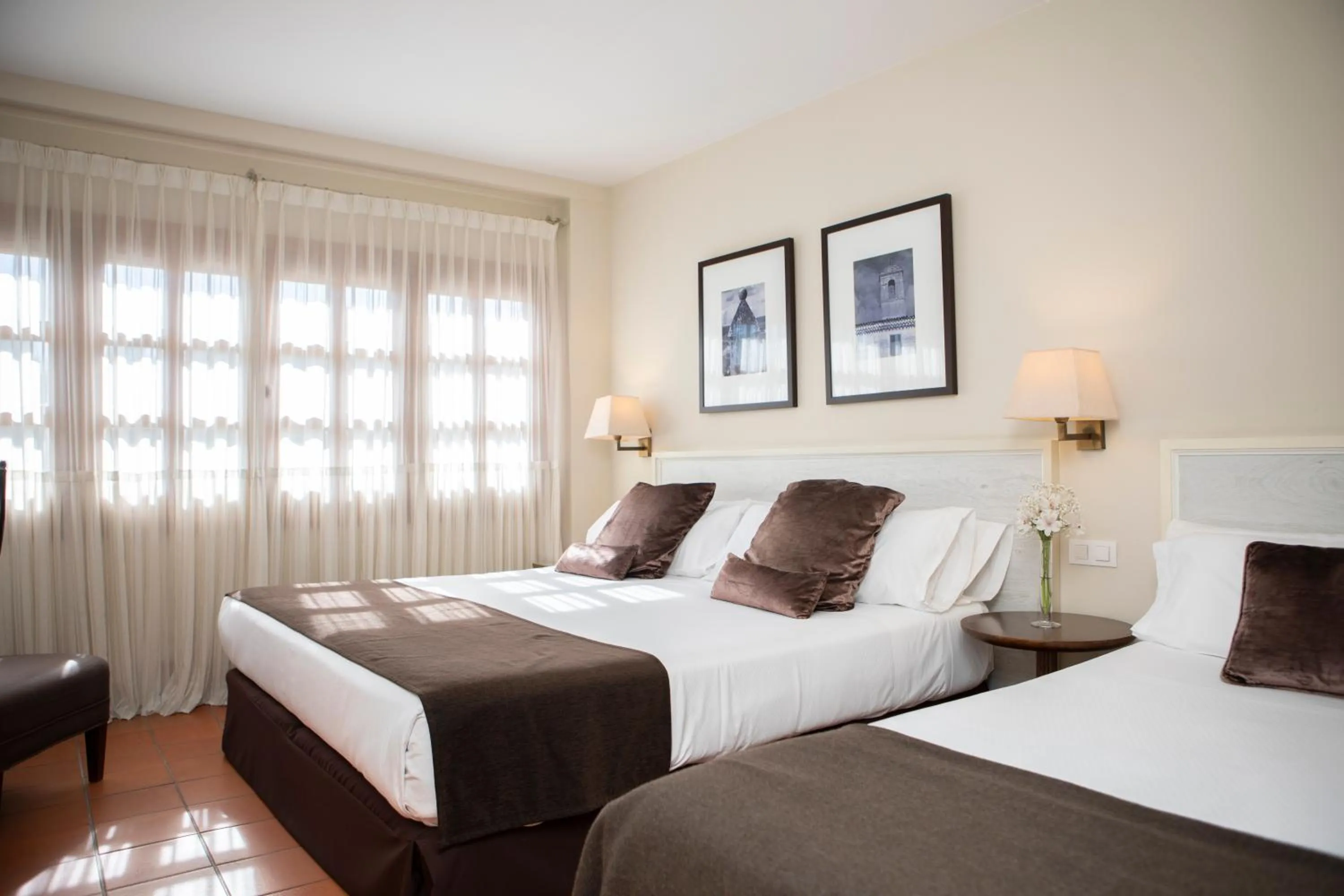 Photo of the whole room, Bed in Hotel San Antonio el Real