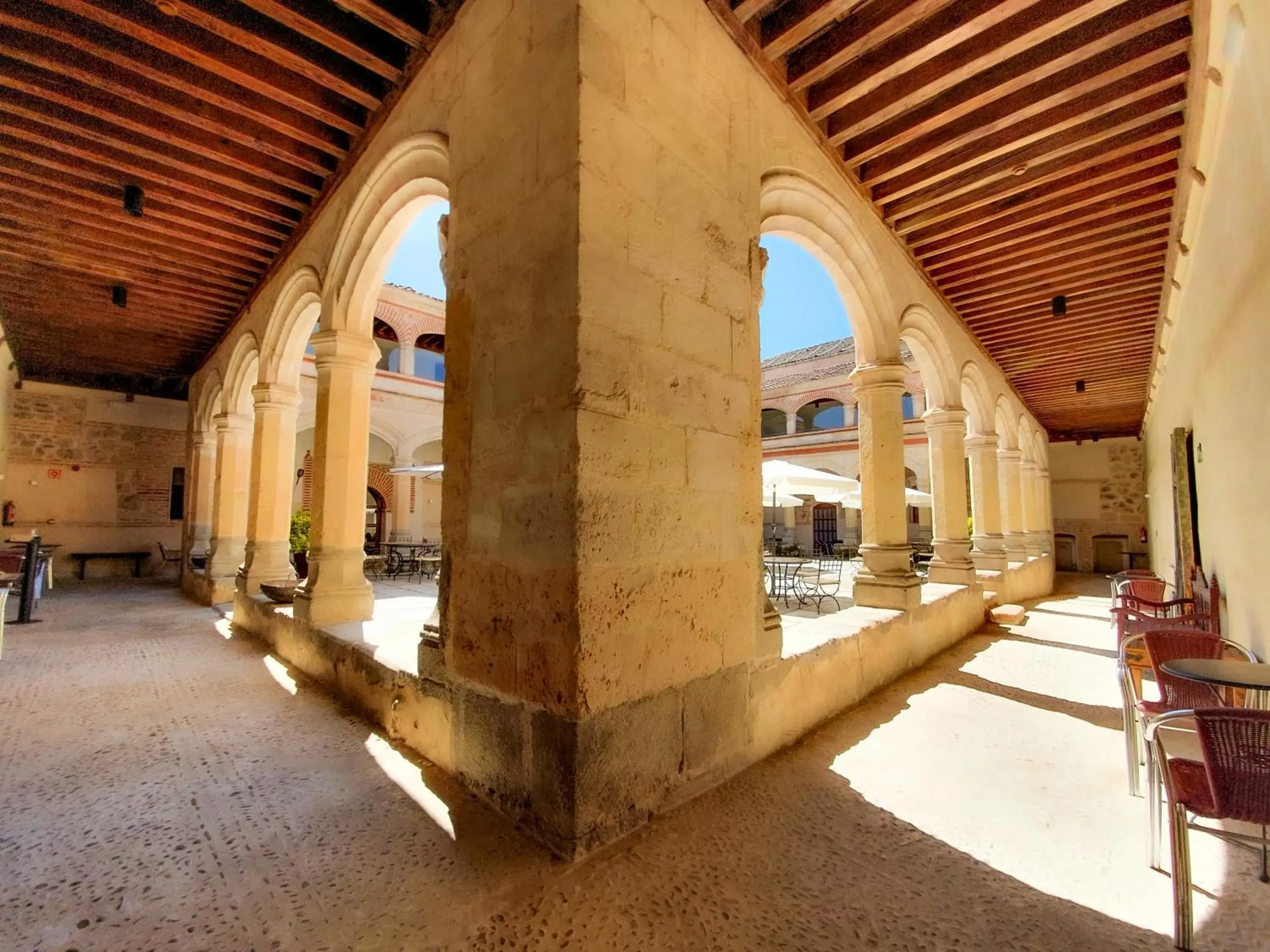 Property building in Hotel San Antonio el Real Property building in Hotel San Antonio el Real