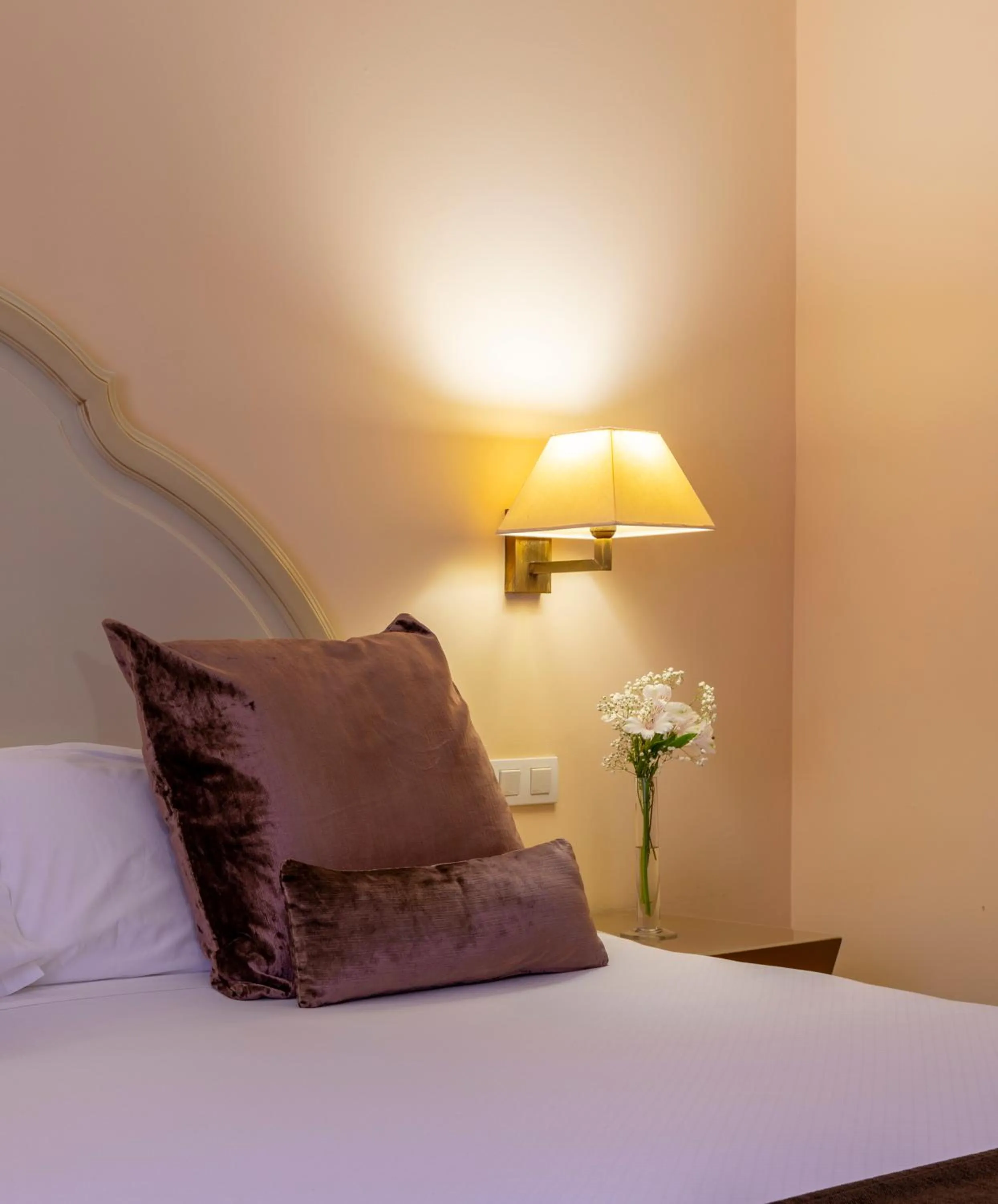 Bed in Hotel San Antonio el Real