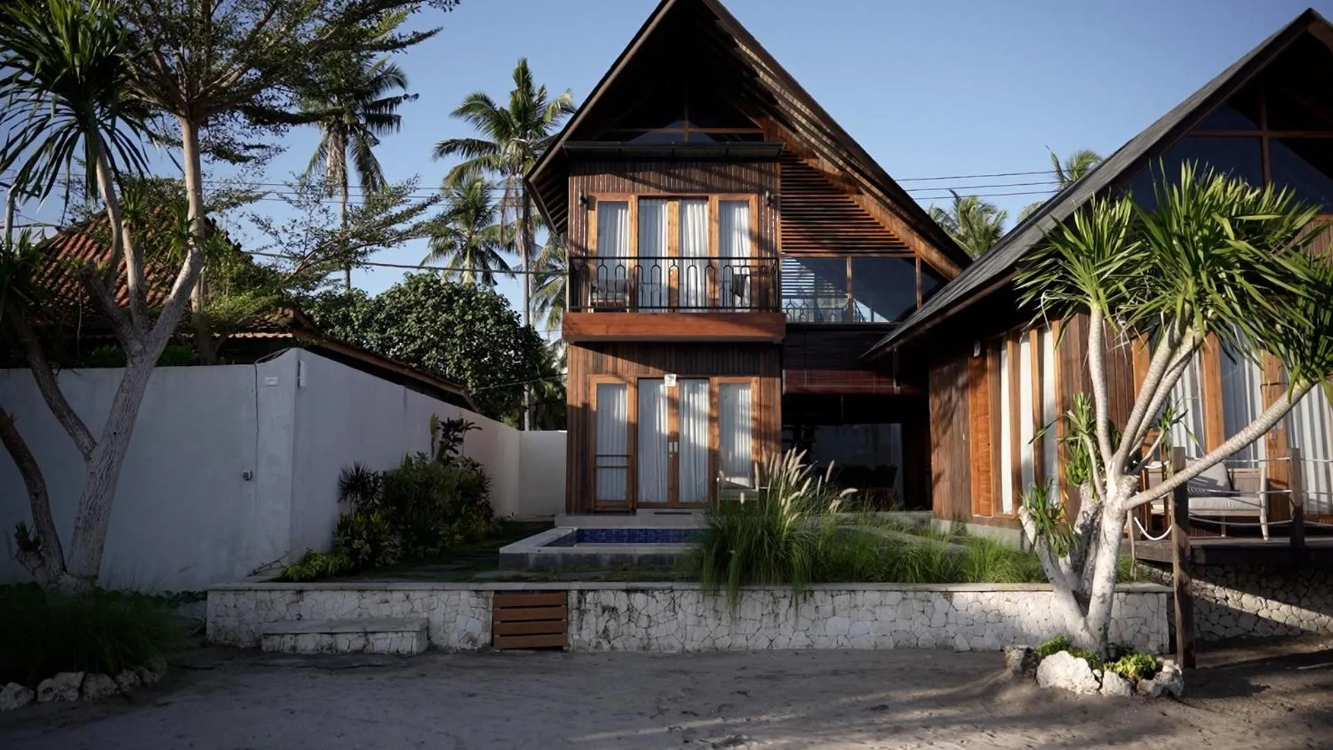 Property building in Khamara Nusa Penida