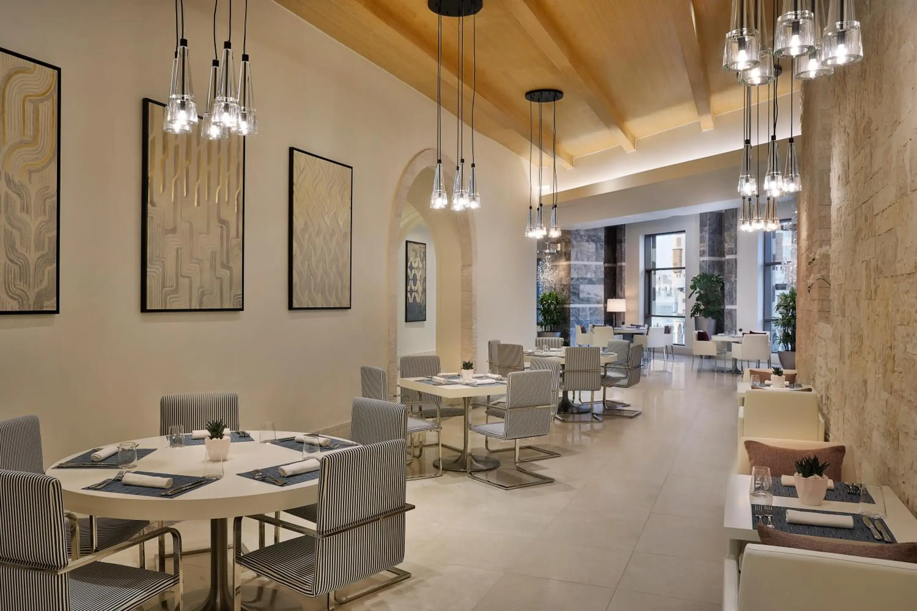 Restaurant/places to eat in Jumeirah Jabal Omar Makkah Restaurant/places to eat in Jumeirah Jabal Omar Makkah