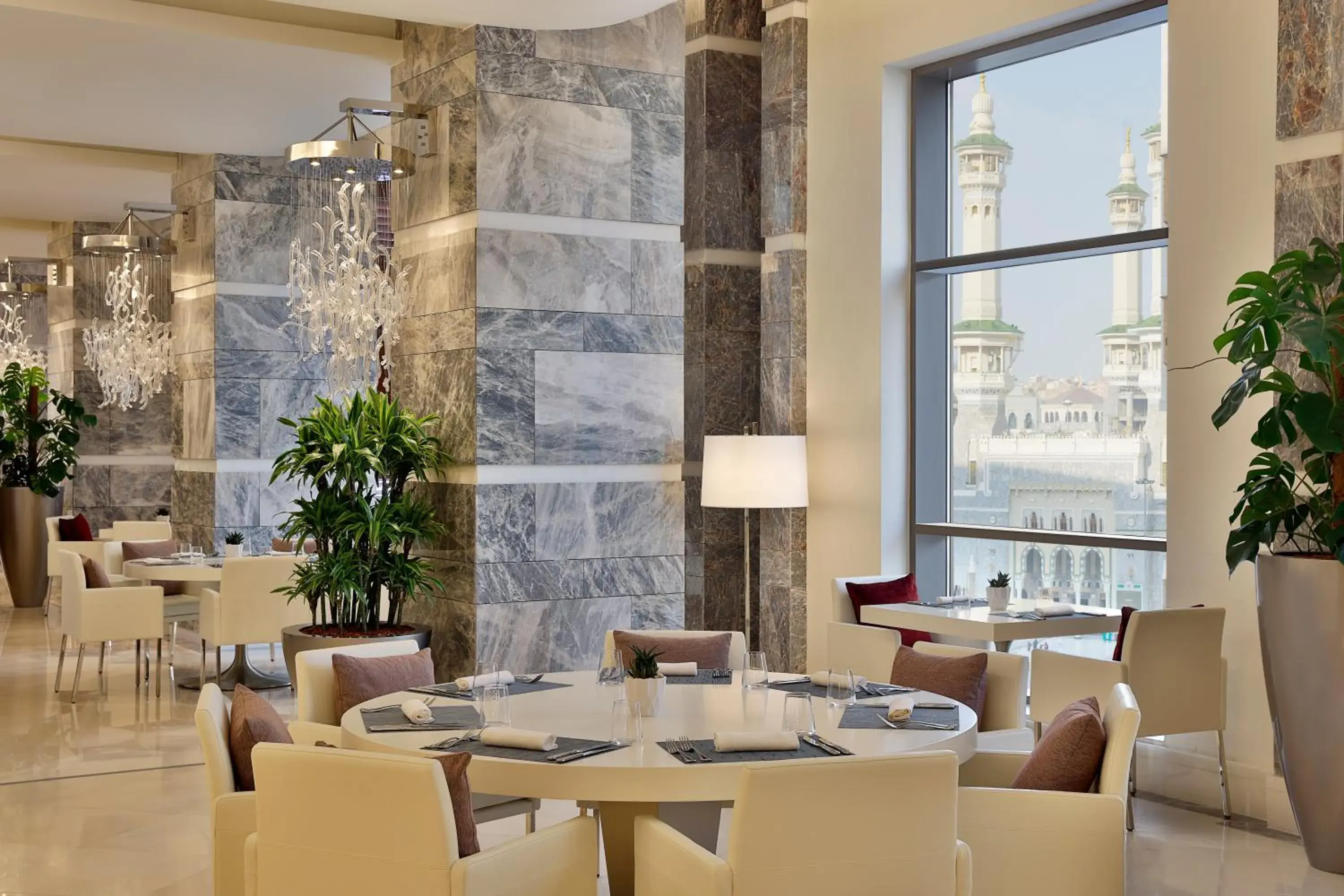Restaurant/places to eat in Jumeirah Jabal Omar Makkah Restaurant/places to eat in Jumeirah Jabal Omar Makkah
