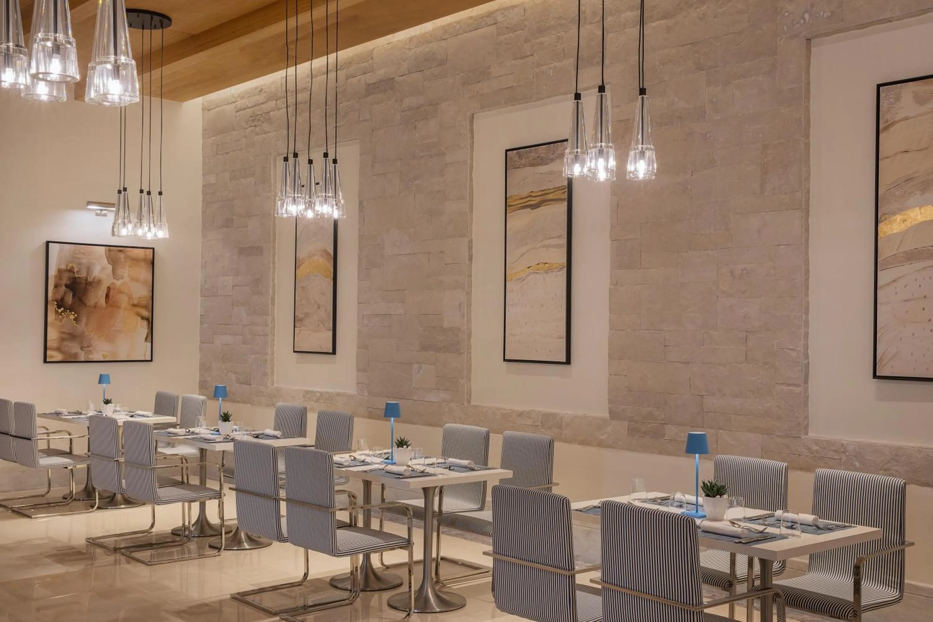 Restaurant/places to eat in Jumeirah Jabal Omar Makkah