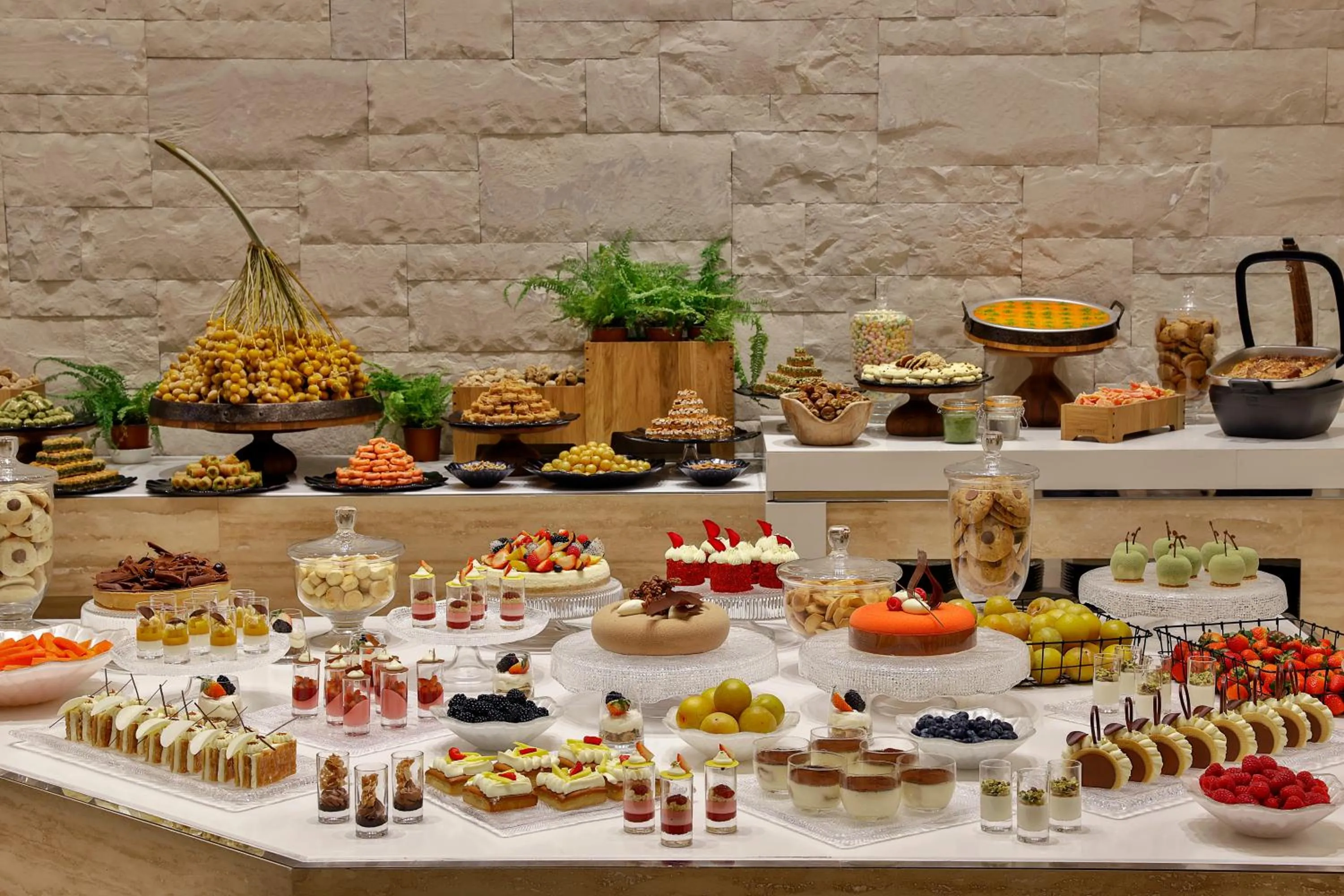 Restaurant/places to eat in Jumeirah Jabal Omar Makkah