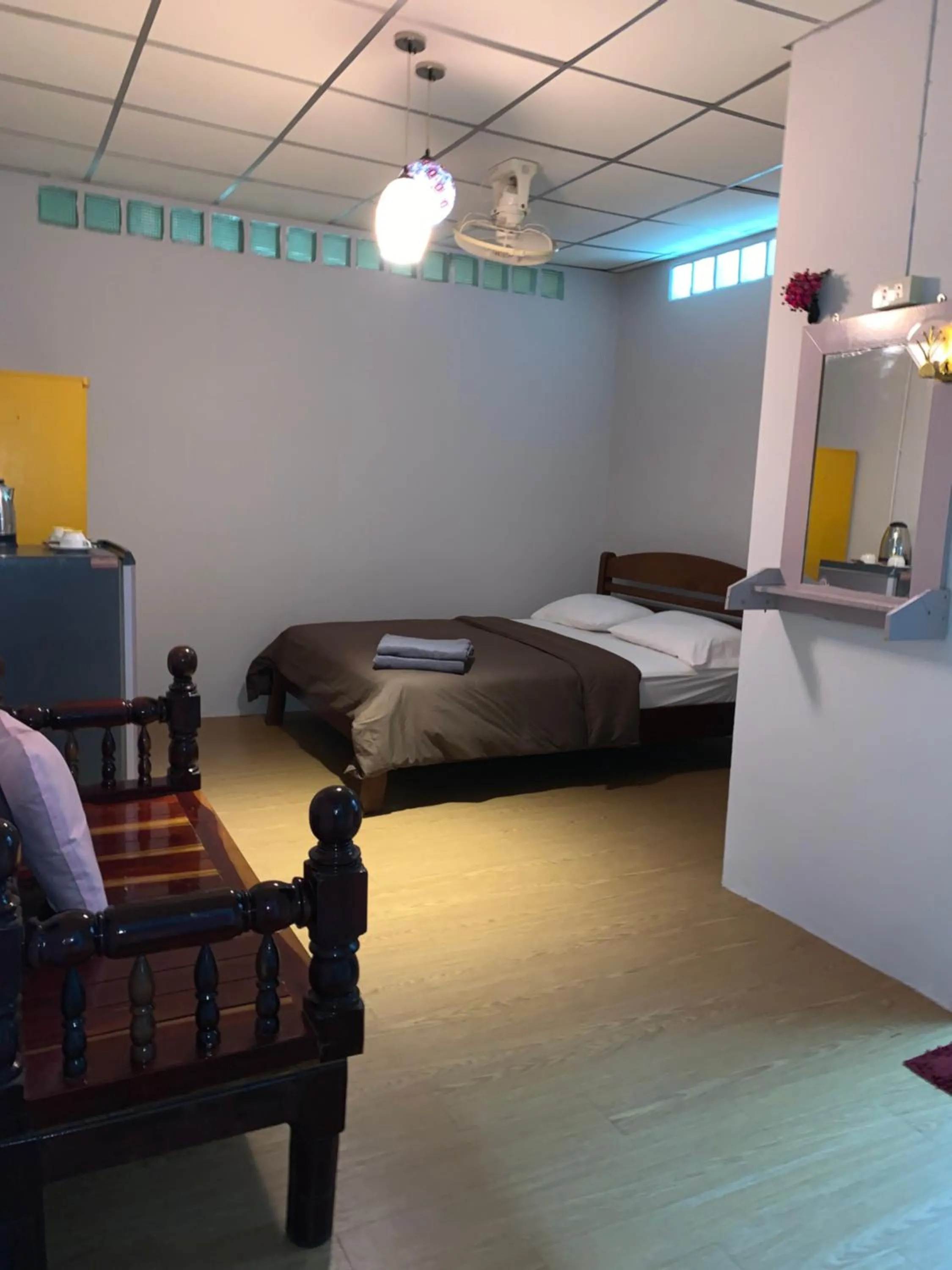 Holiday Phangan - Hostel & Bar