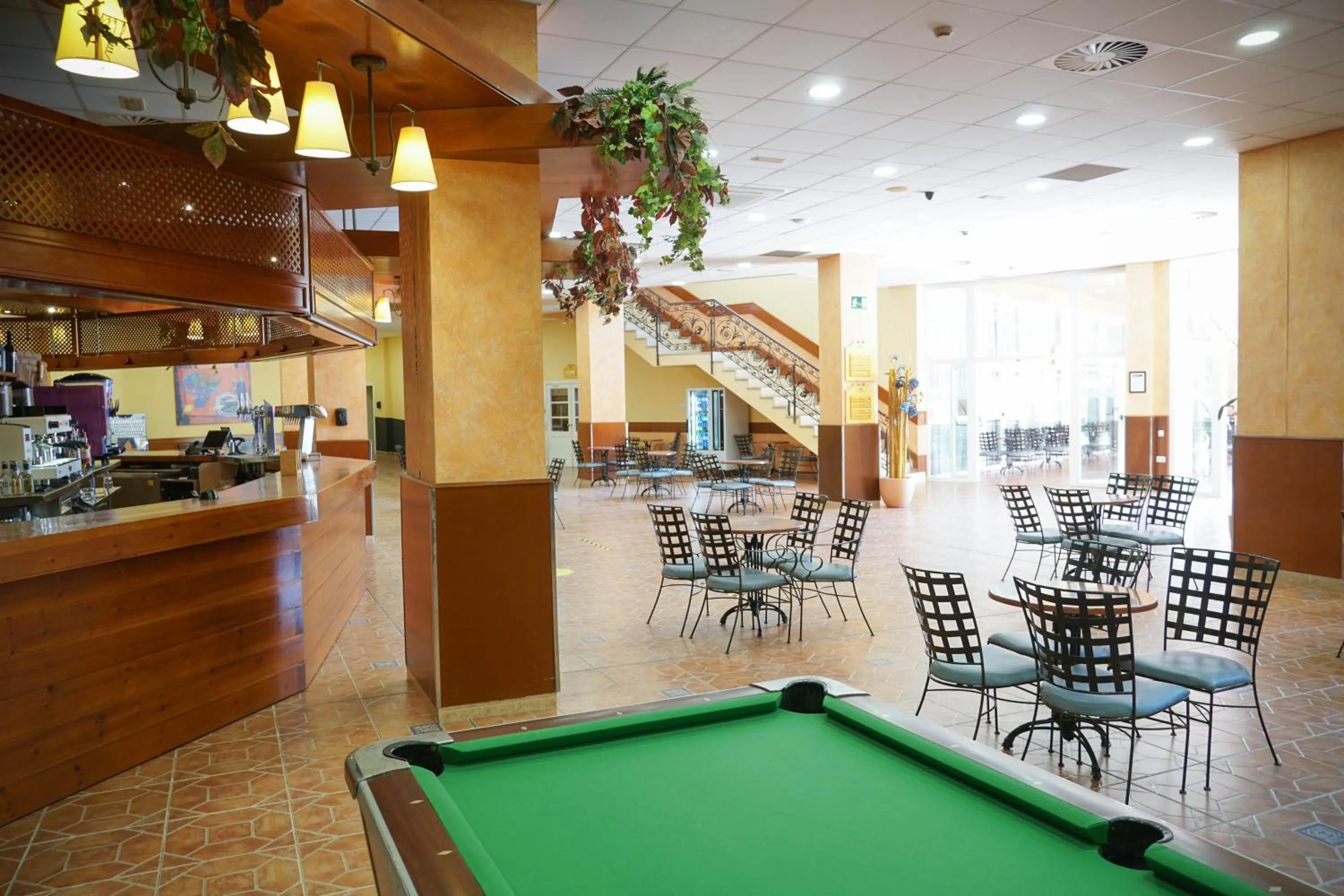 Lounge or bar in Ohtels La Hacienda