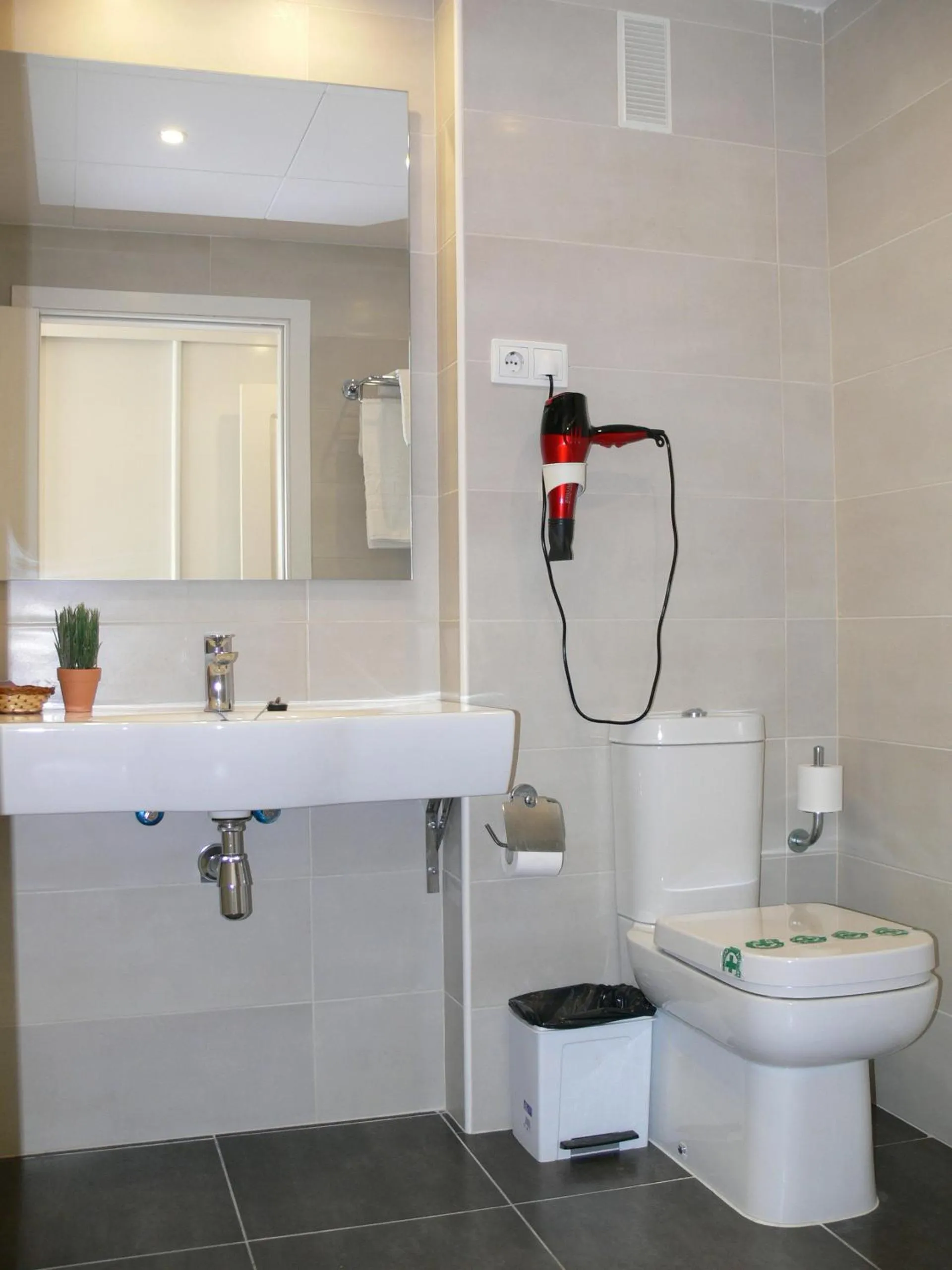 Bathroom in Ohtels La Hacienda