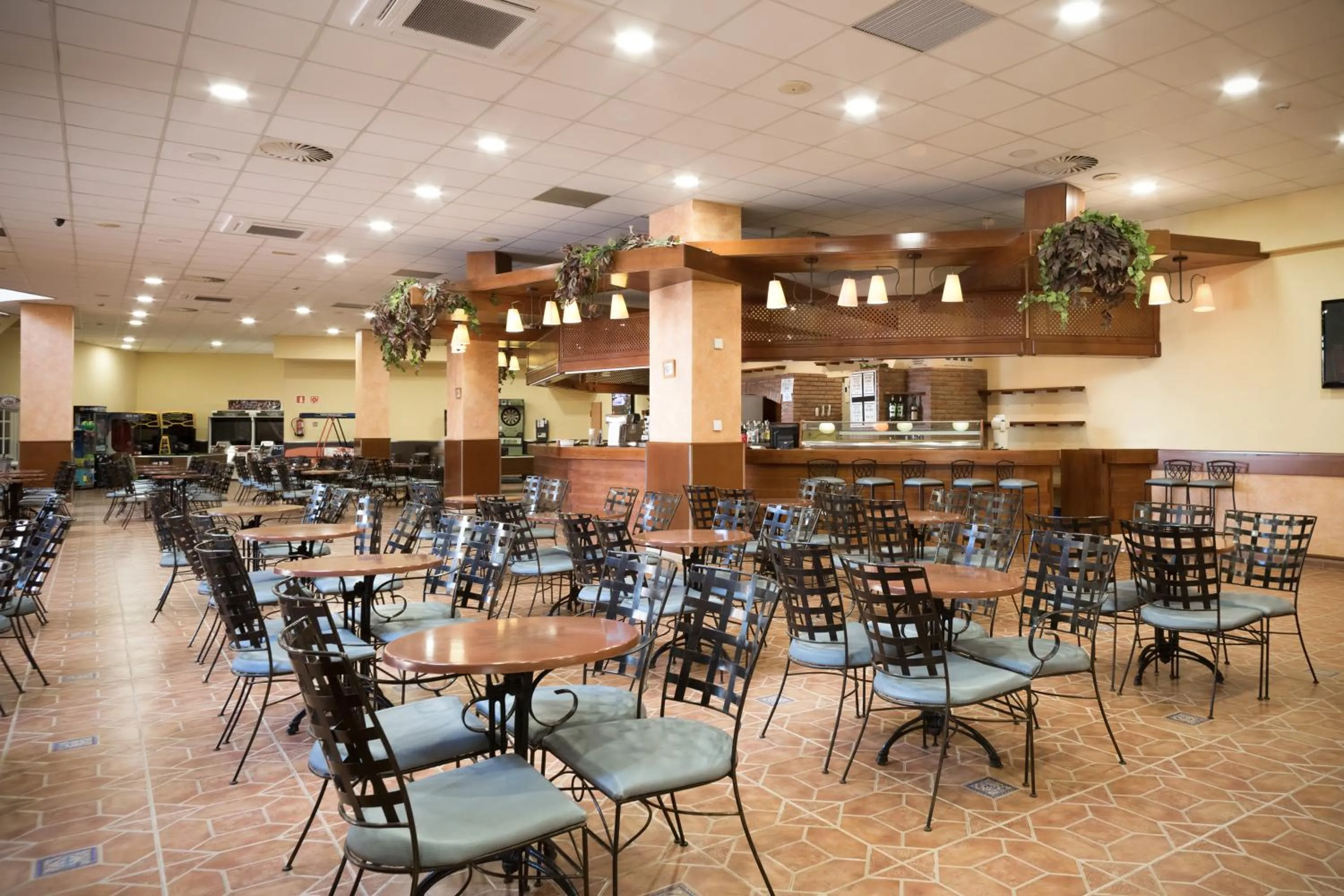 Lounge or bar in Ohtels La Hacienda