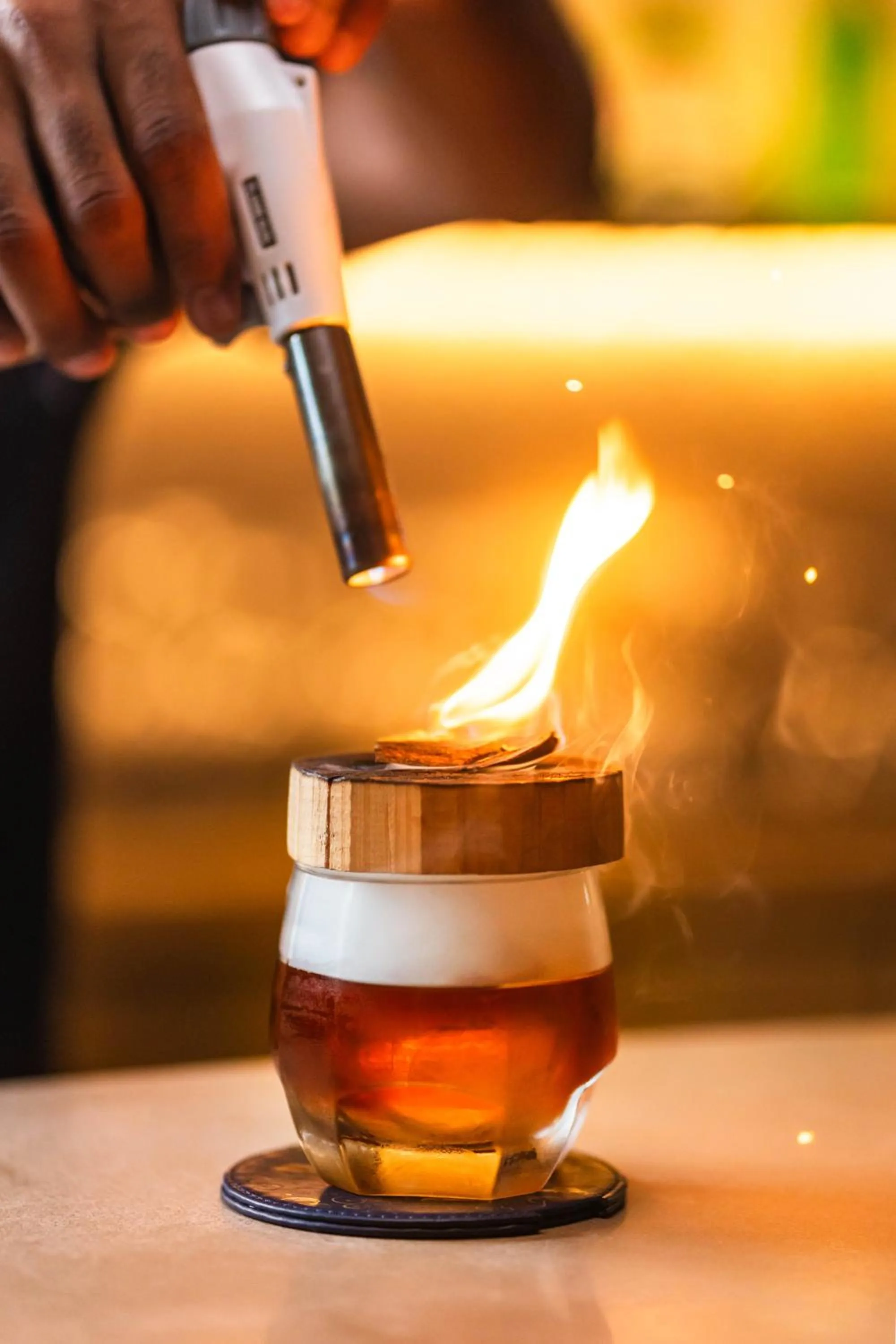 Lounge or bar in RAAYA By Atmosphere - Premium All Inclusive with Free Transfers