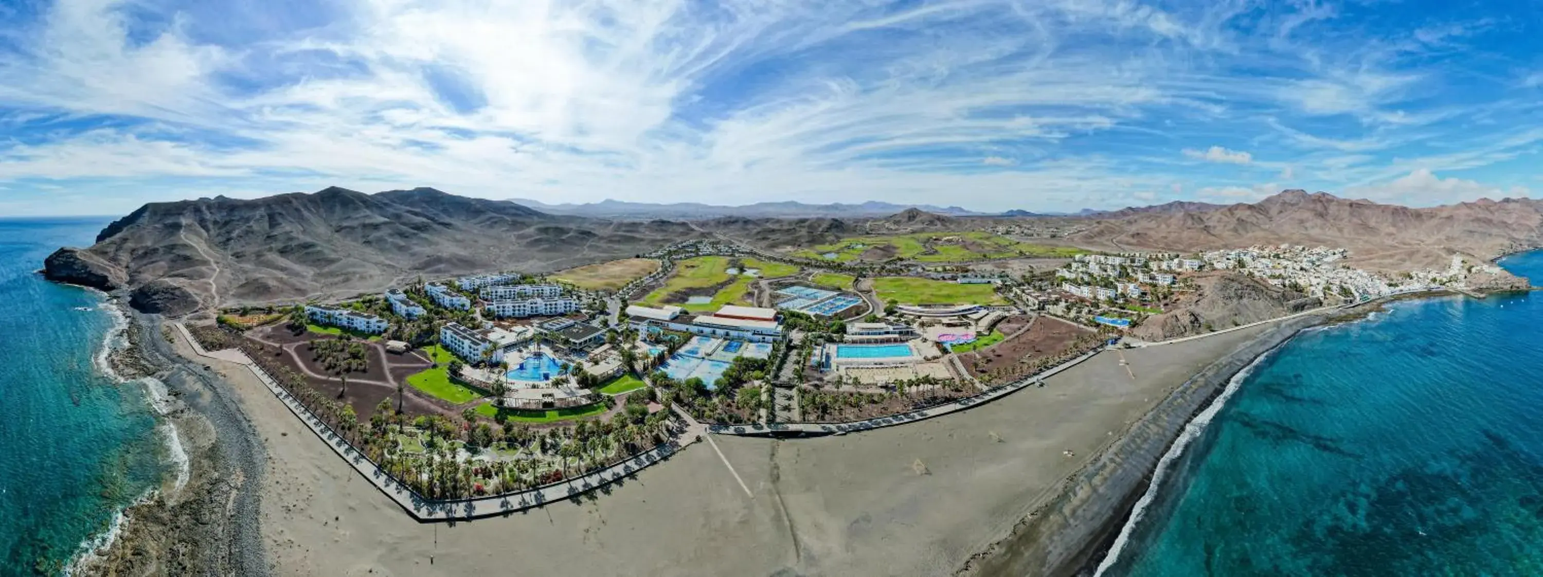 Property building in Playitas Villas - Sports Resort Property building in Playitas Villas - Sports Resort