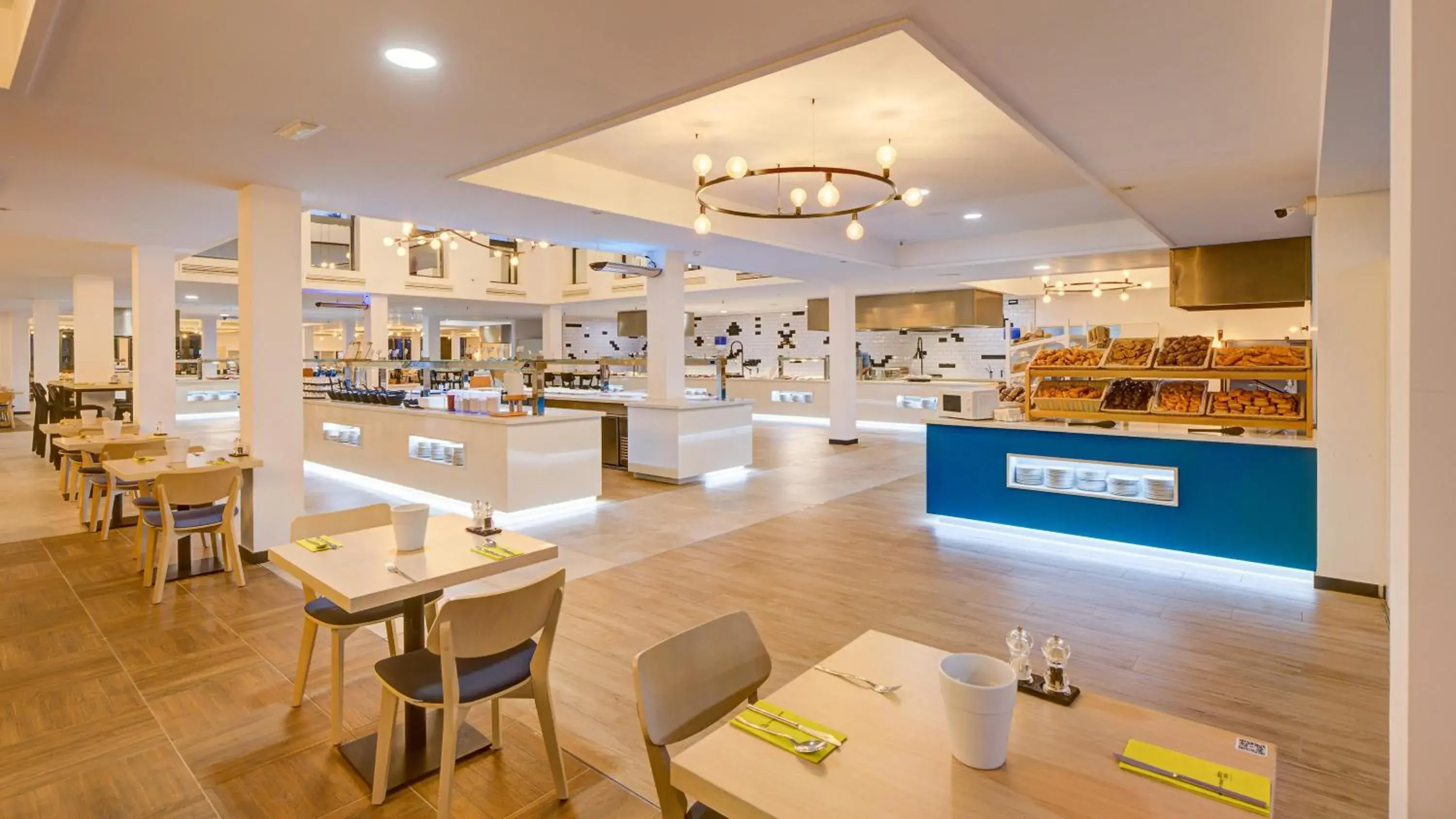 Lounge or bar in Playitas Villas - Sports Resort Lounge or bar in Playitas Villas - Sports Resort