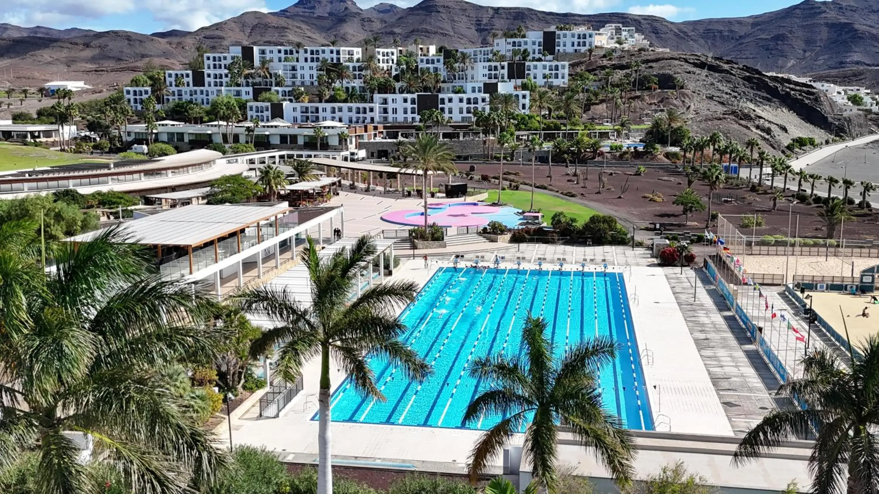 Property building in Playitas Villas - Sports Resort Property building in Playitas Villas - Sports Resort