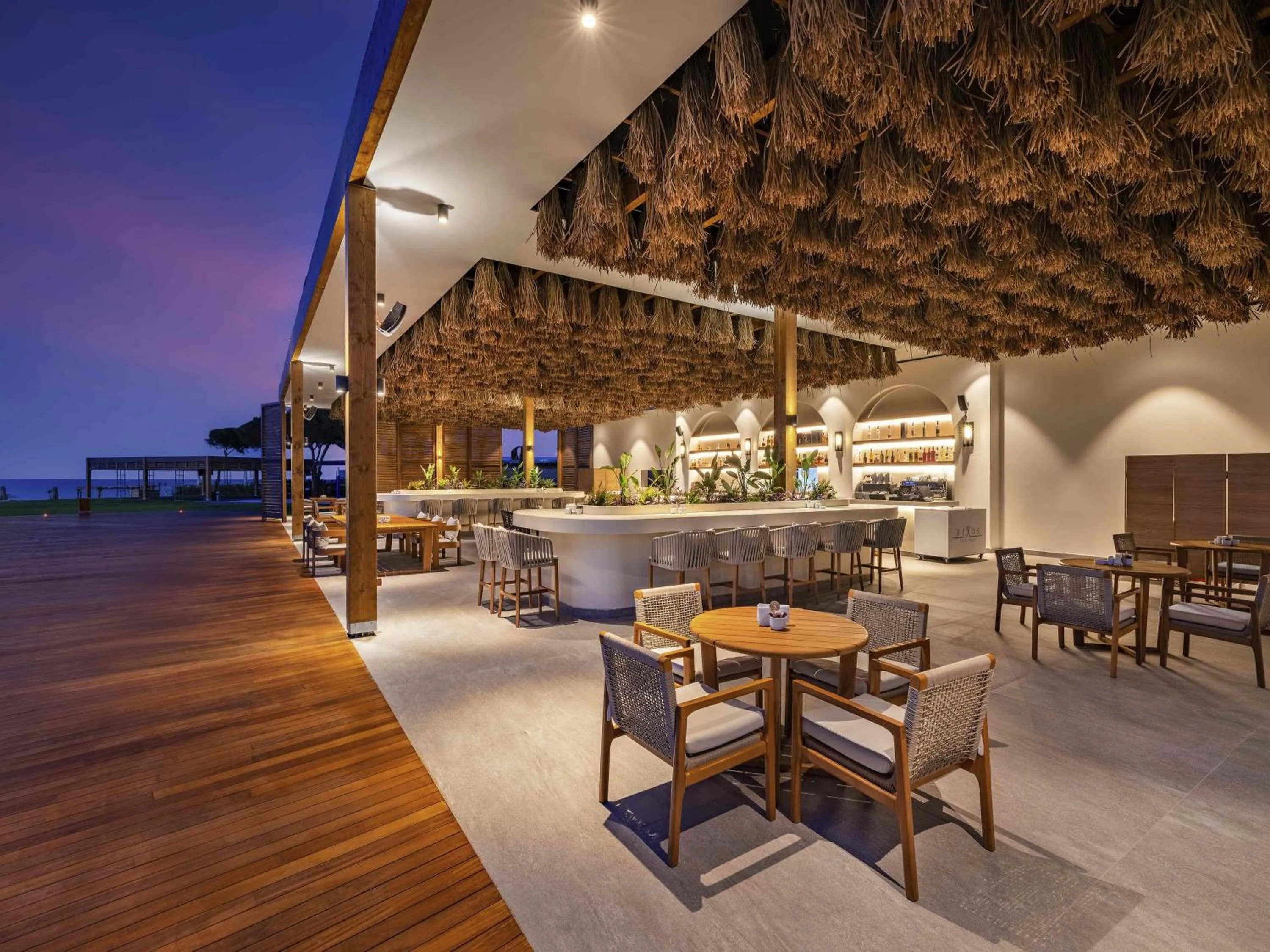 Lounge or bar in Rixos Park Belek - The Land Of Legends Access