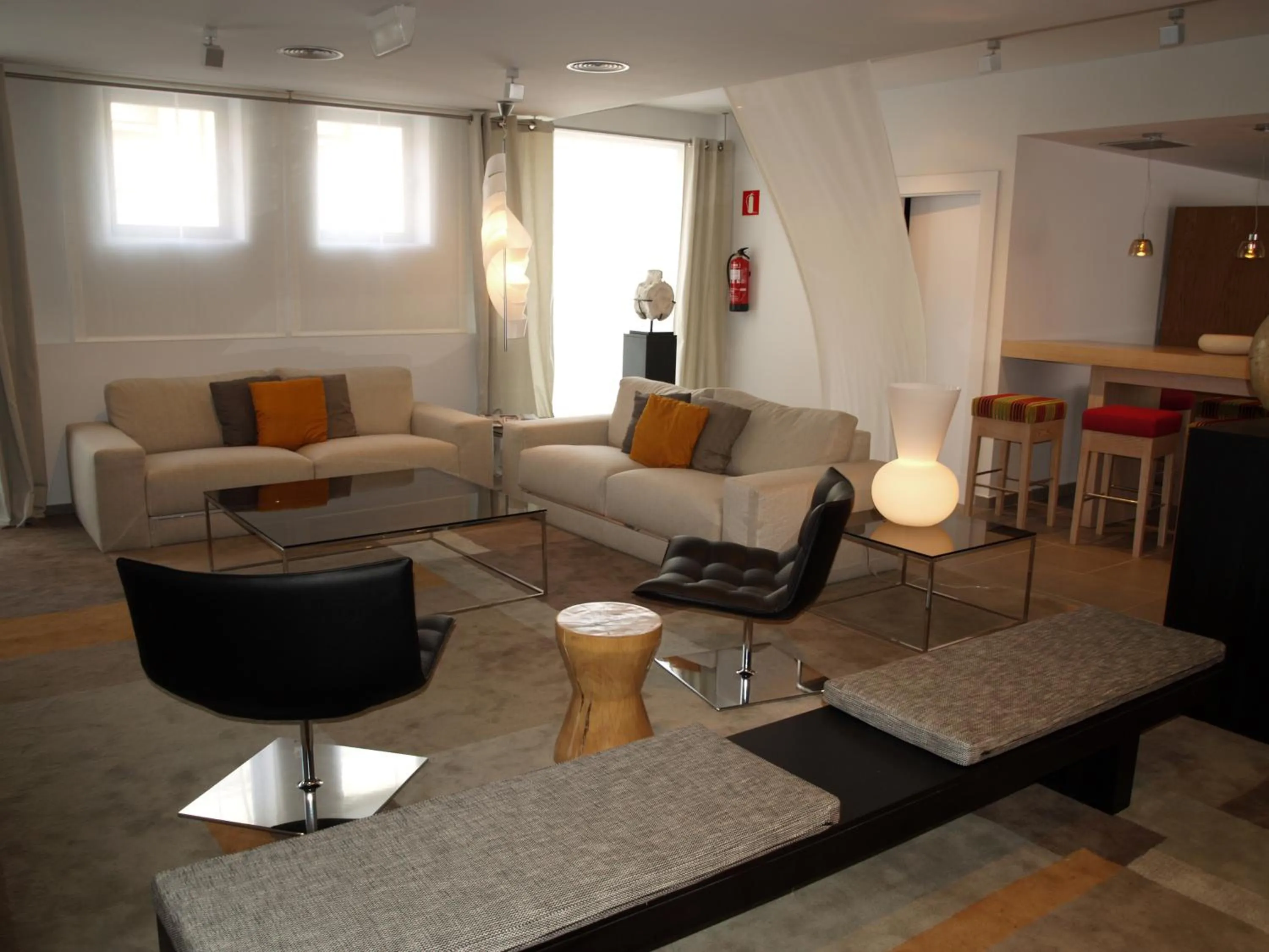 Lobby or reception in Eco Alcalá Suites