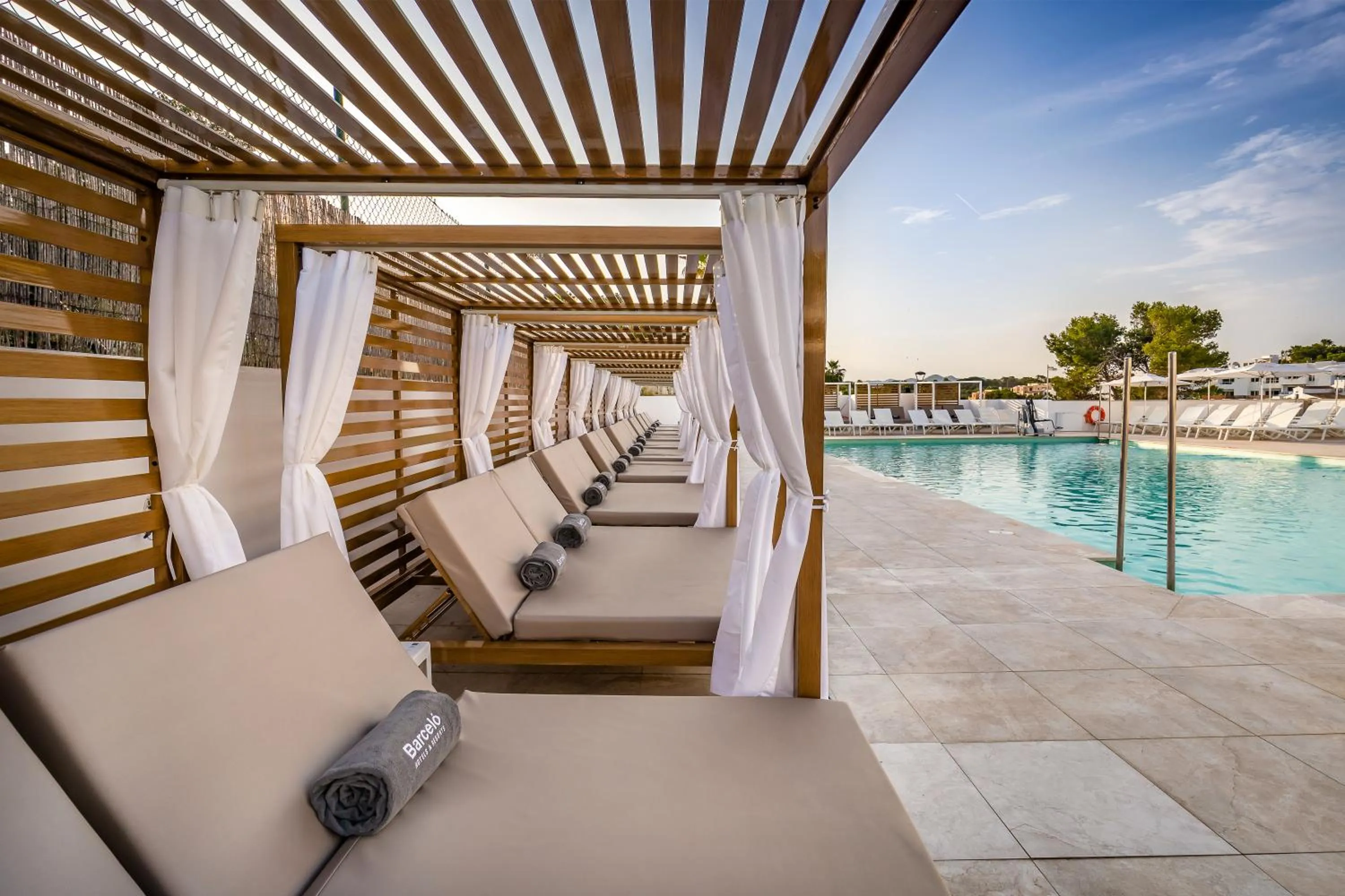 Swimming pool in Barceló Ponent Beach