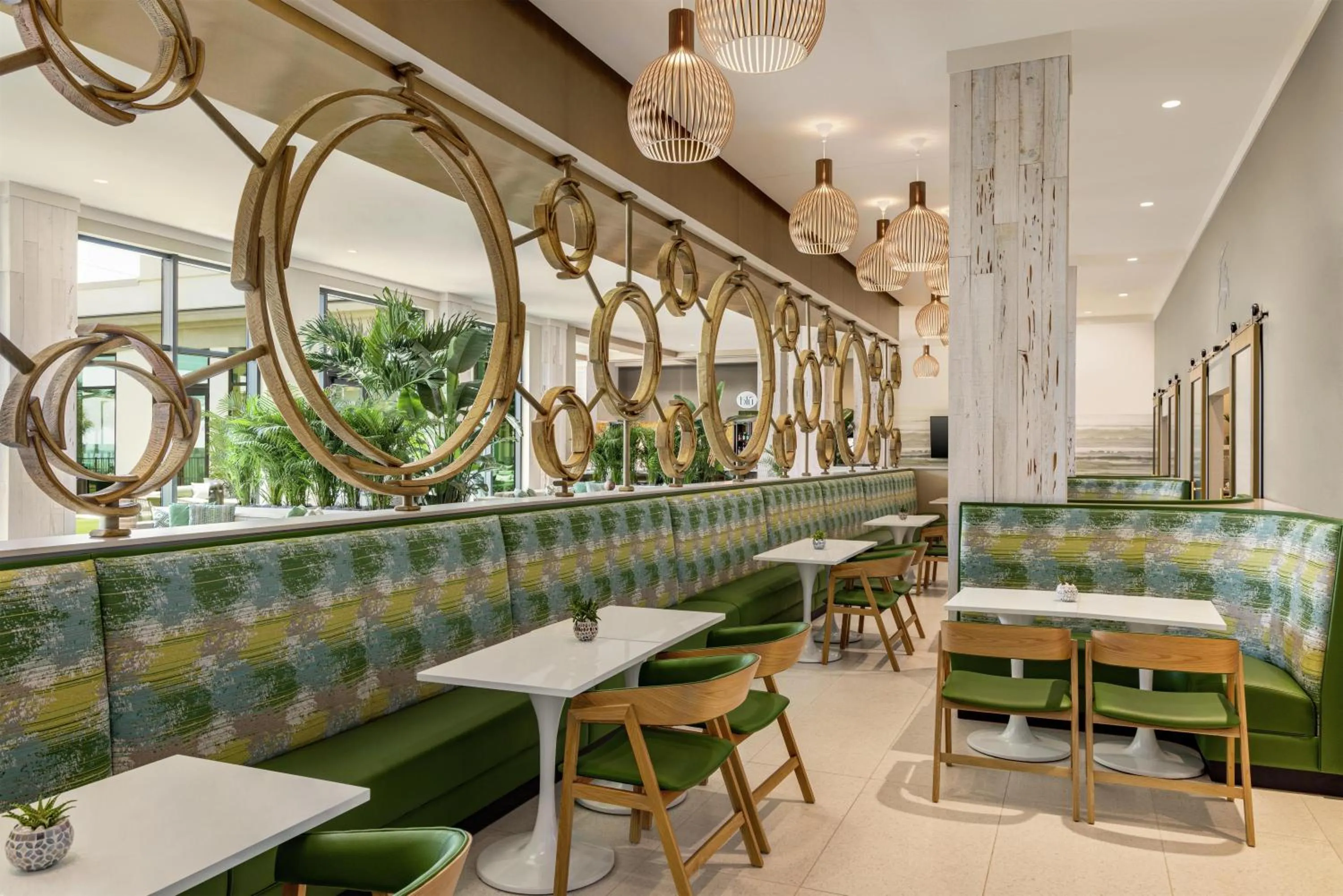 Restaurant/places to eat in Embassy Suites By Hilton Panama City Beach Resort