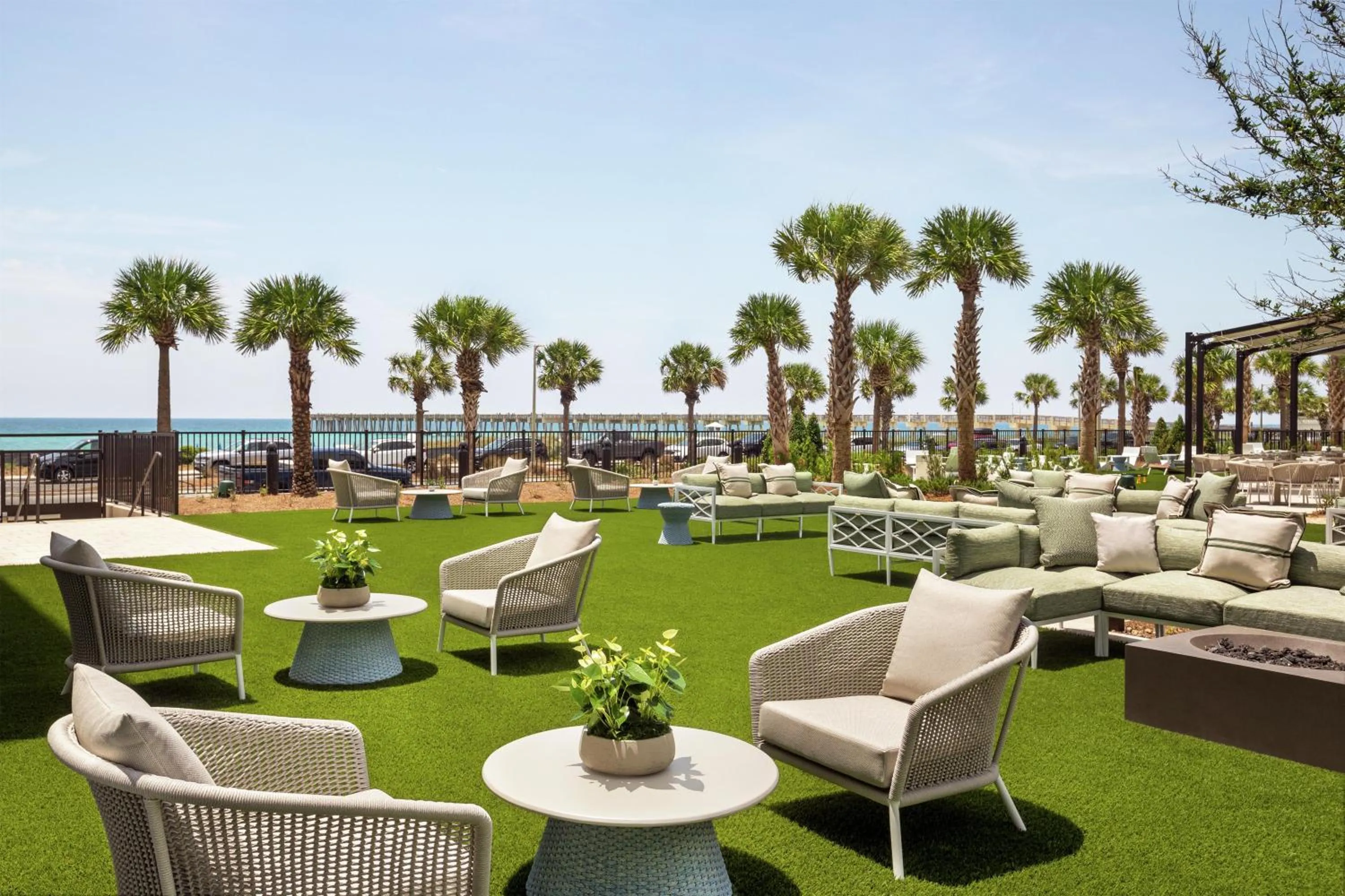 Property building in Embassy Suites By Hilton Panama City Beach Resort