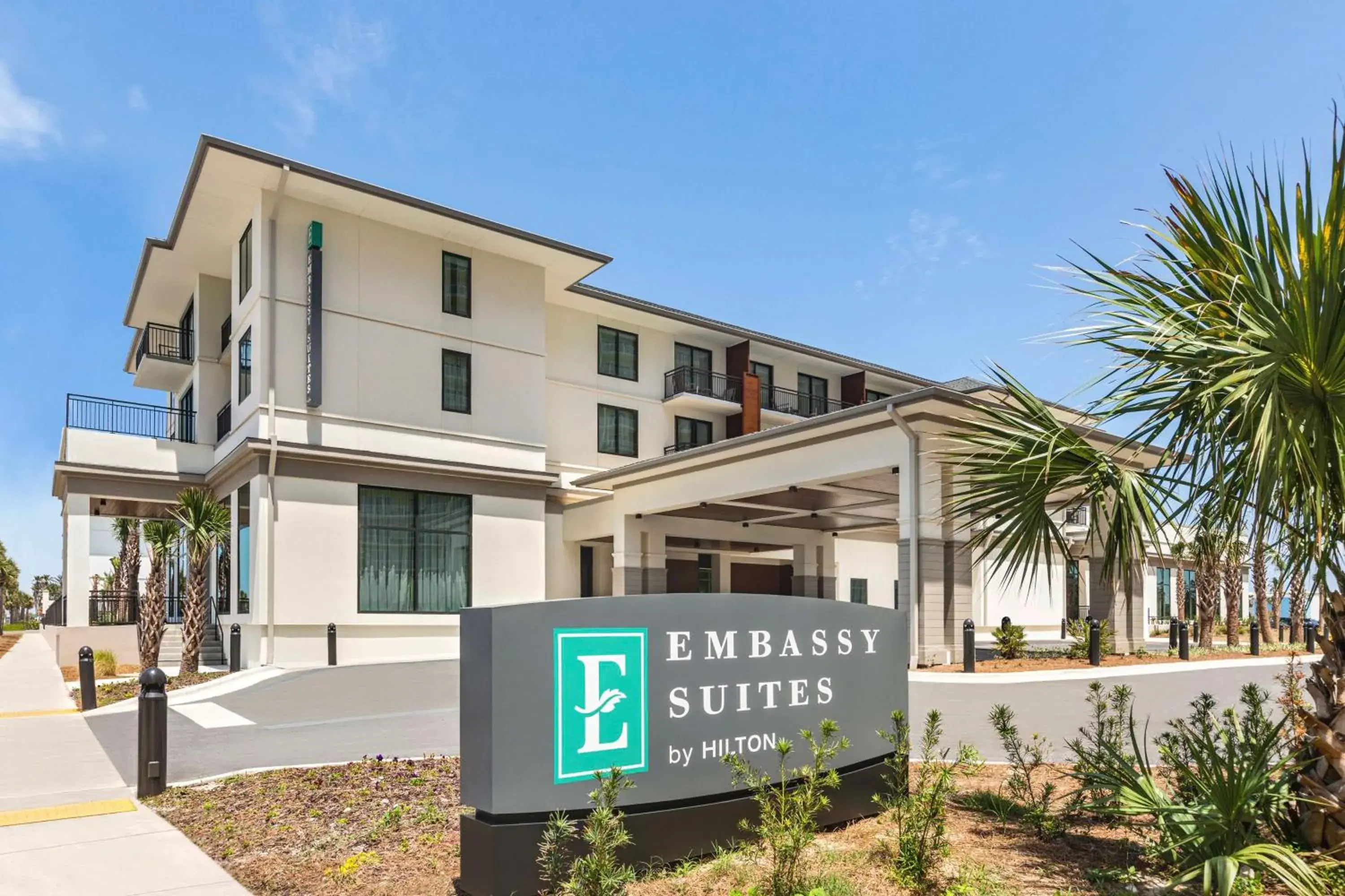 Property building in Embassy Suites By Hilton Panama City Beach Resort Property building in Embassy Suites By Hilton Panama City Beach Resort