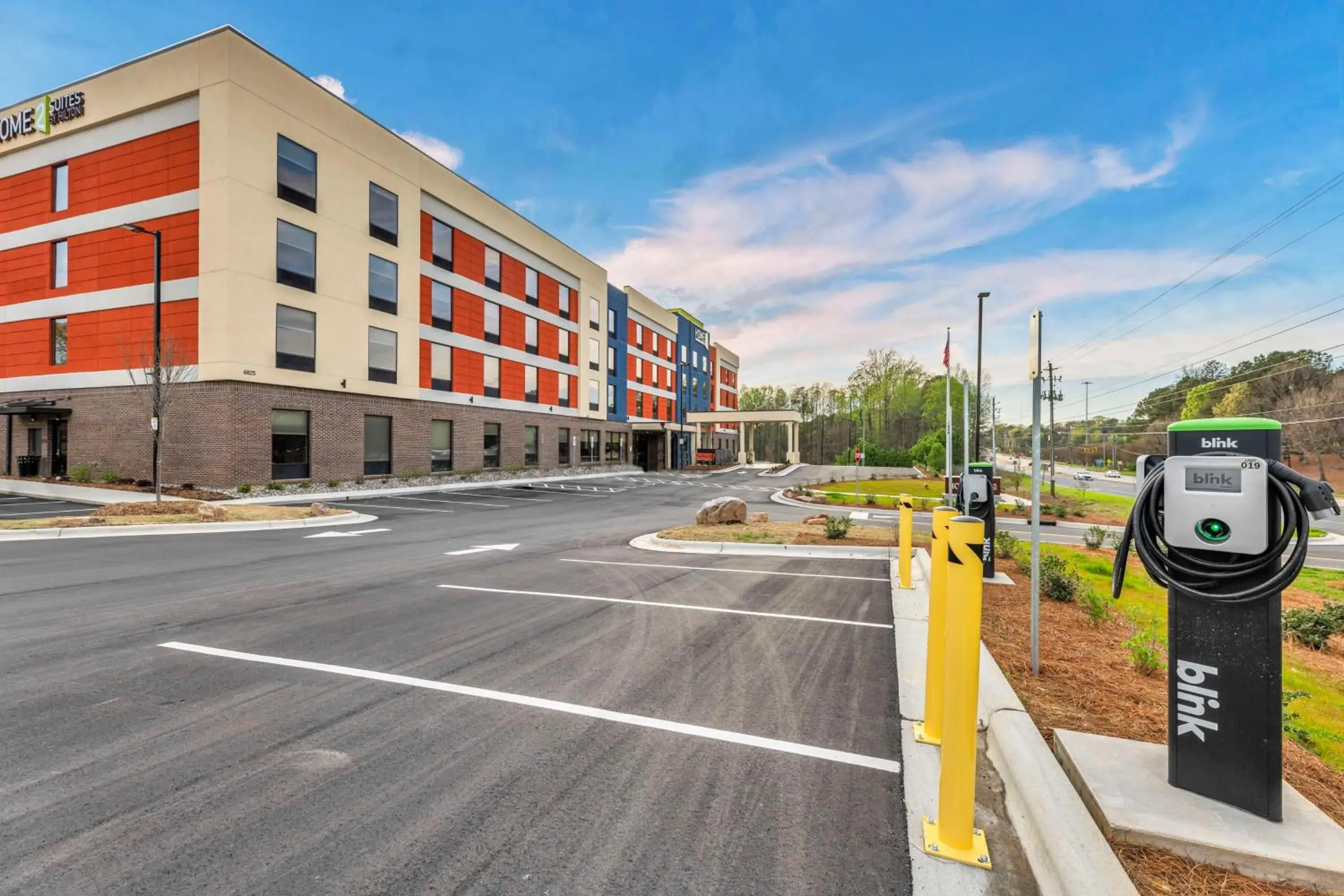 Property building in Home2 Suites By Hilton Raleigh State Arena Property building in Home2 Suites By Hilton Raleigh State Arena