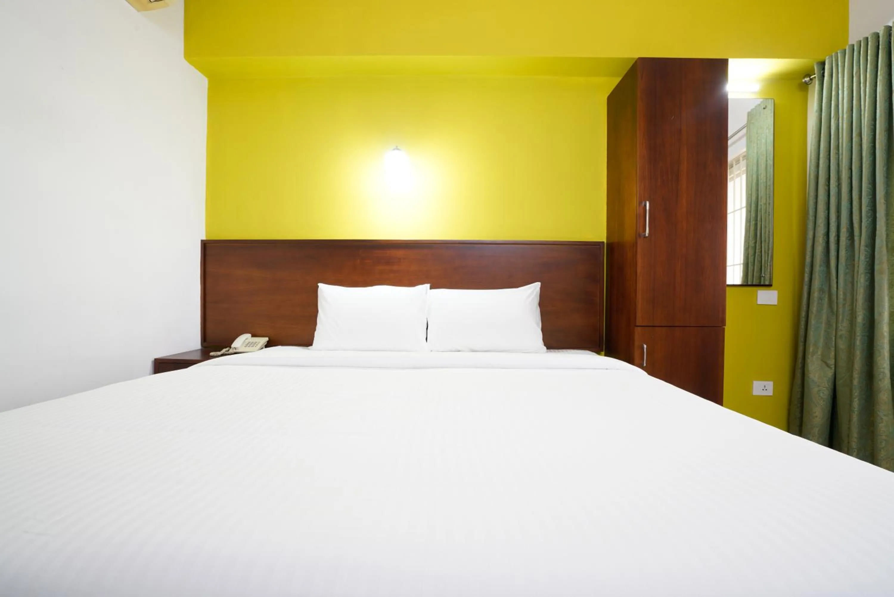 Bed in Hotel Signature Cochin