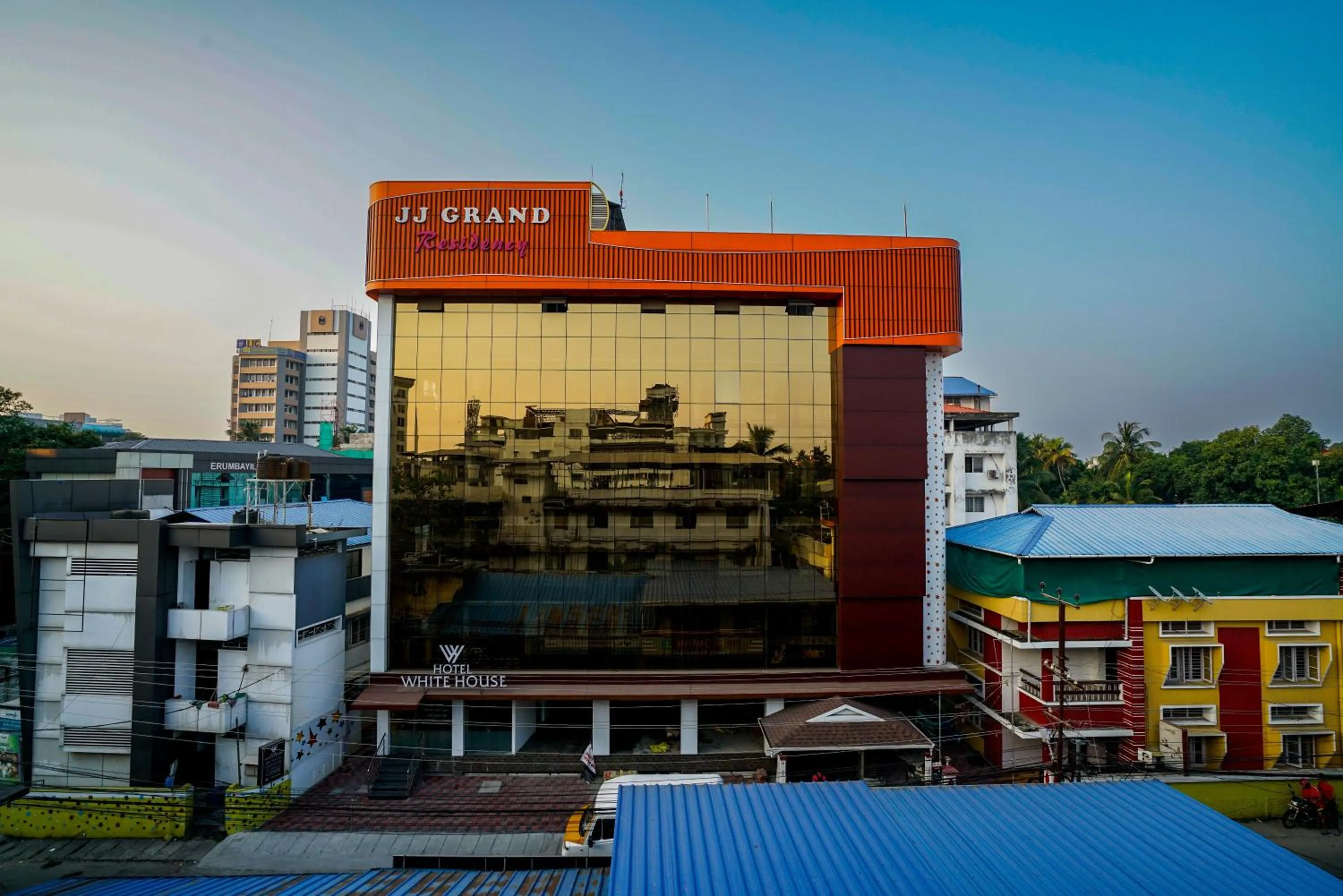 Property building in Hotel Signature Cochin