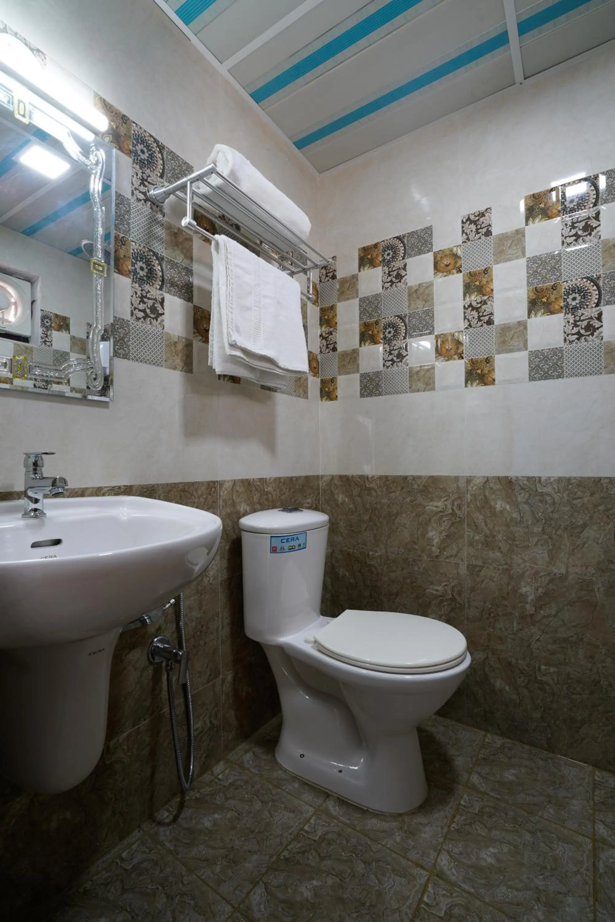 Toilet in Hotel Signature Cochin