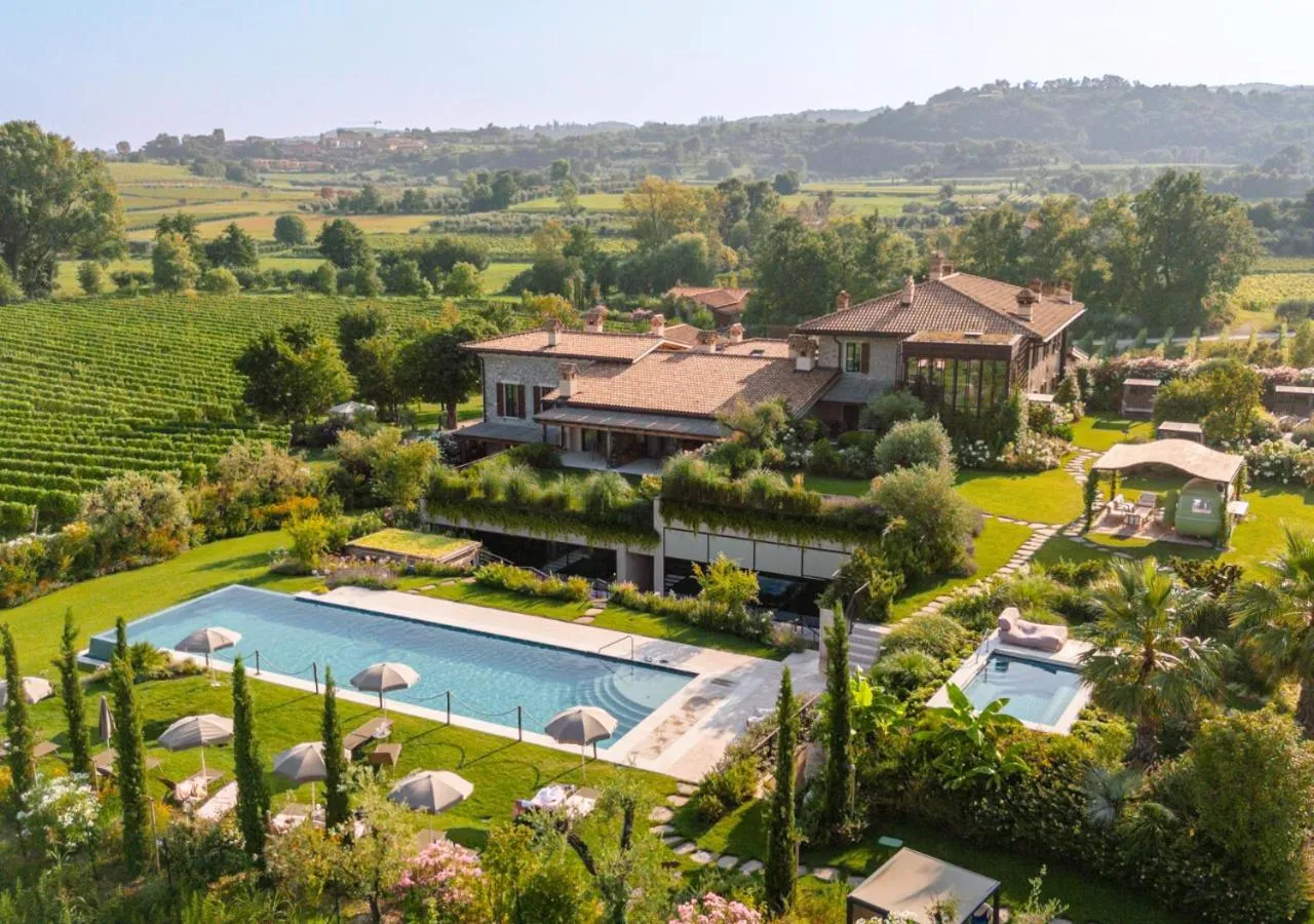 Garden view in Conti Thun Wine Resort
