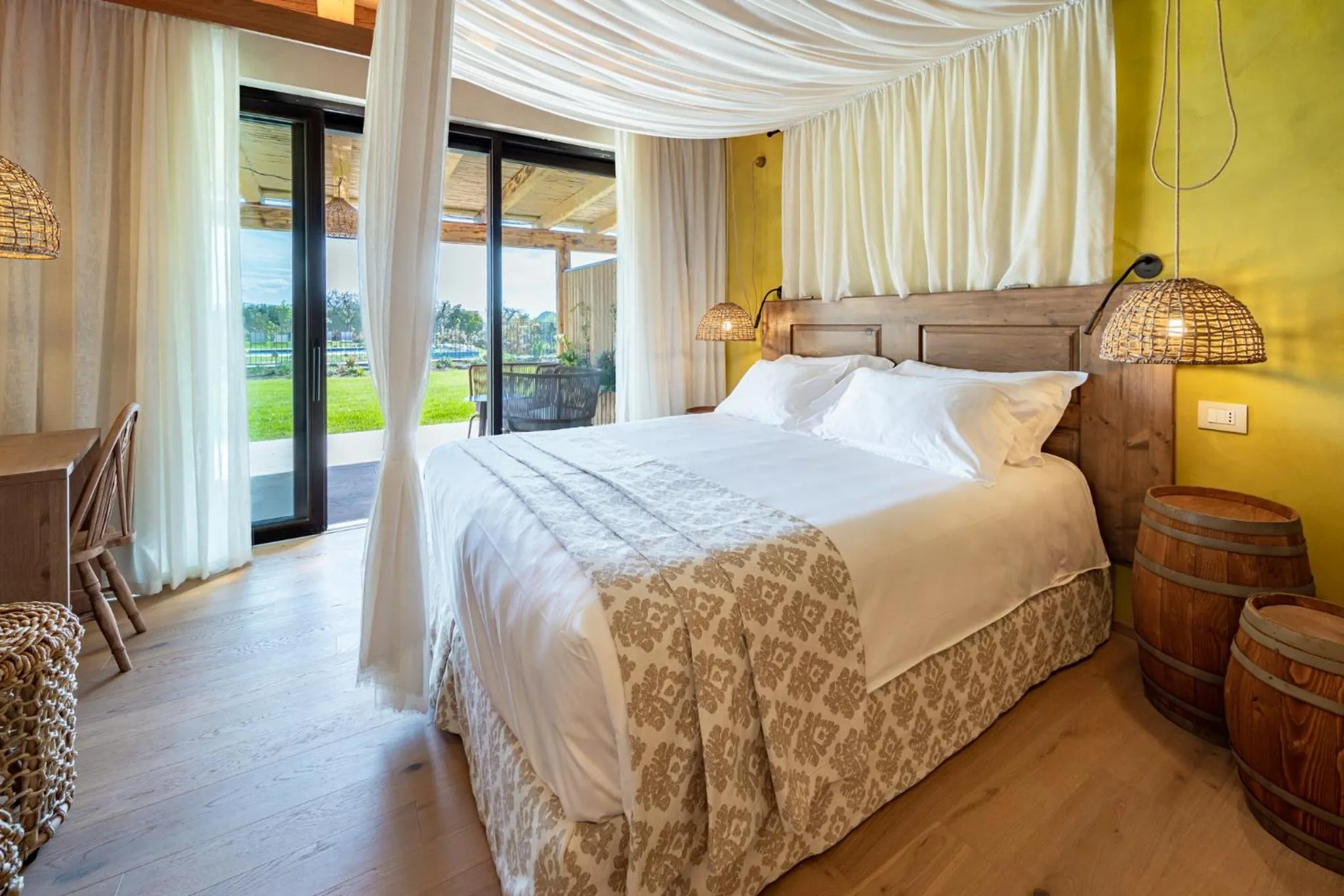 Photo of the whole room, Bed in Conti Thun Wine Resort