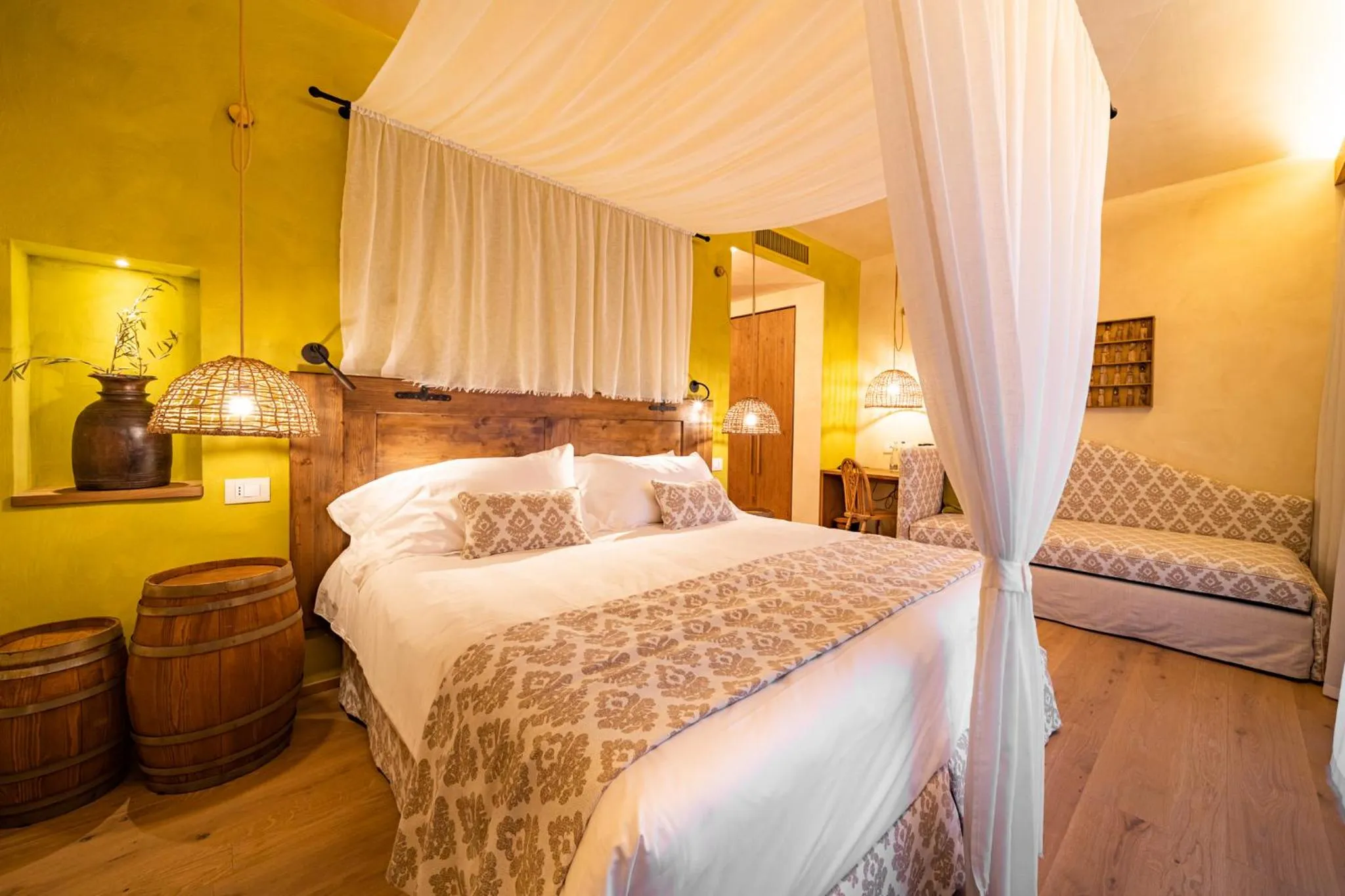 Junior Suite with Garden View in Conti Thun Wine Resort