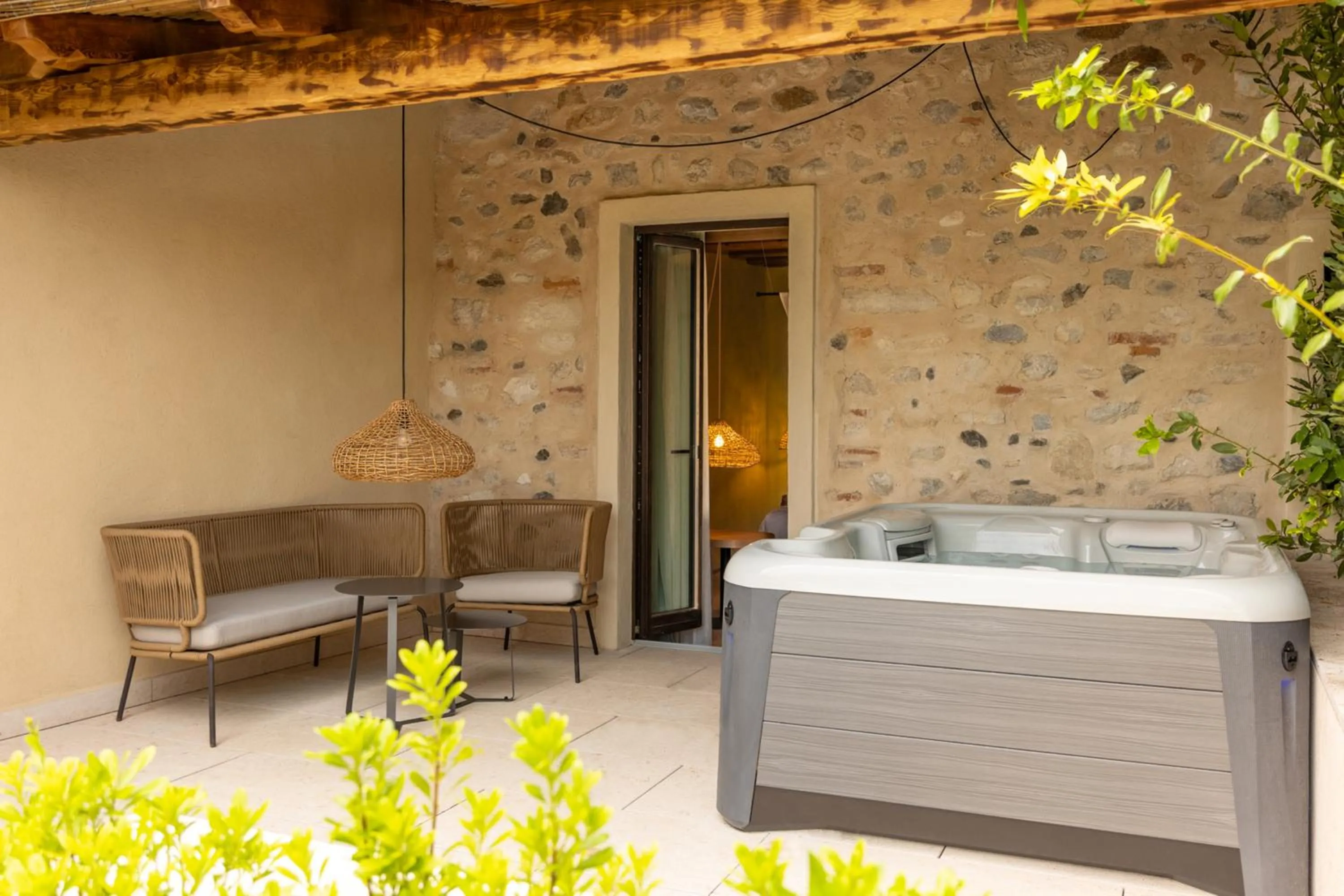 Hot Tub in Conti Thun Wine Resort