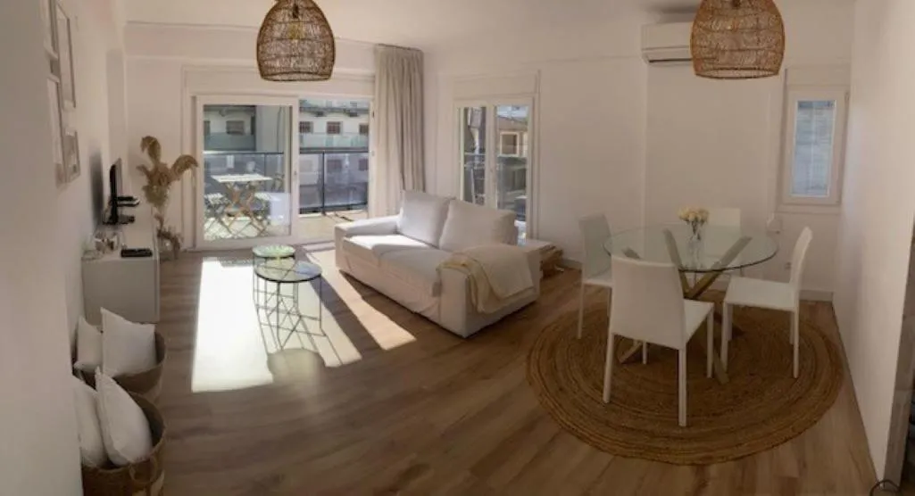 Living room, Bed in Appartement Maurel boho chic