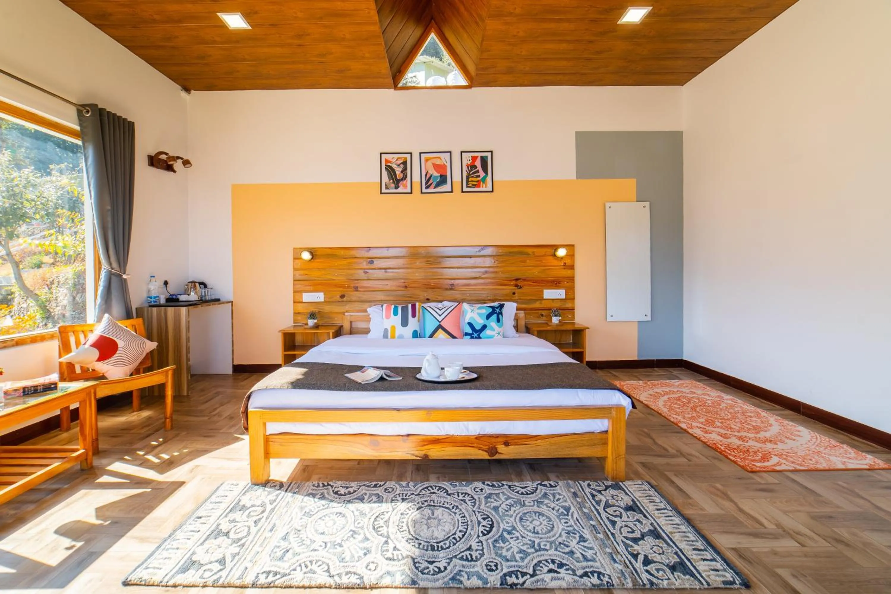 Bed in Zostel Plus Nainital (Naina Range)