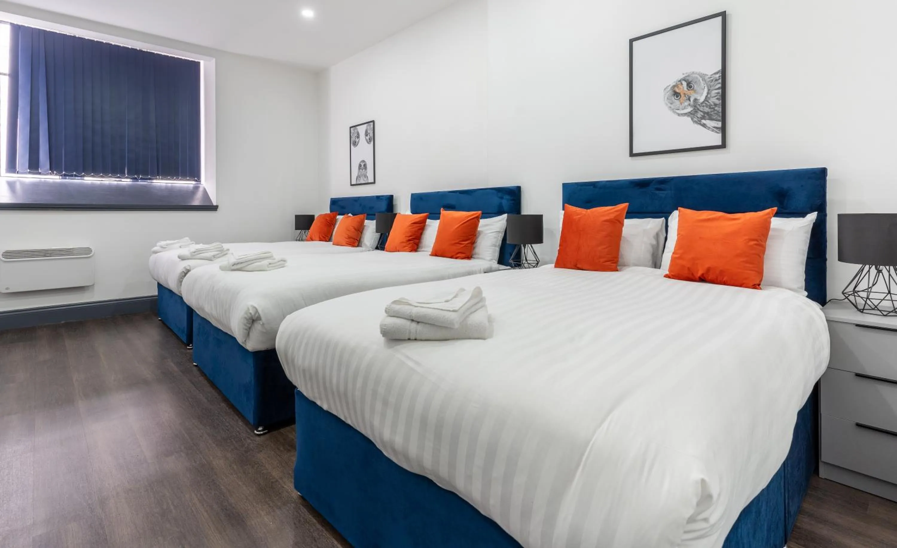 New Zealand House Apartments by Happy Days