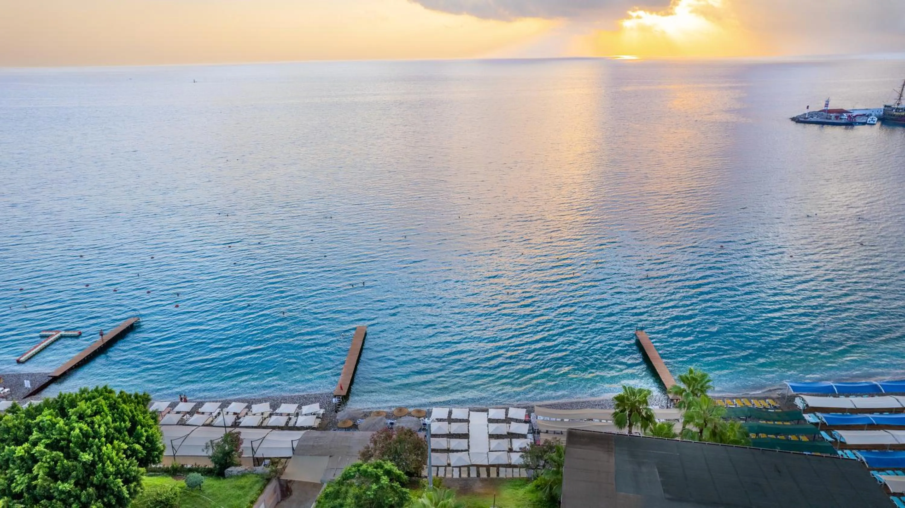 Viking Beach Hotel & Spa