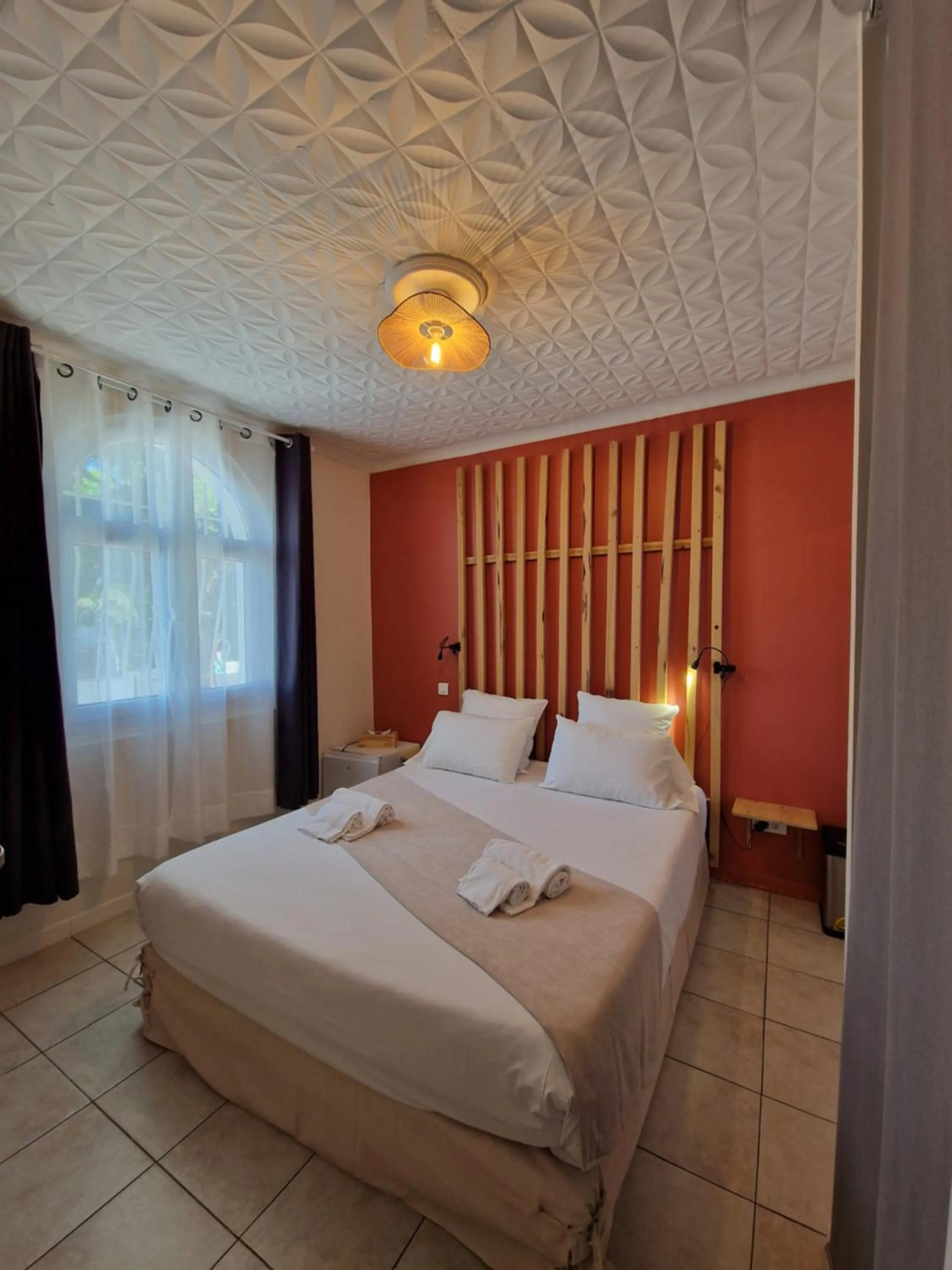 Bedroom, Bed in Le Cosy