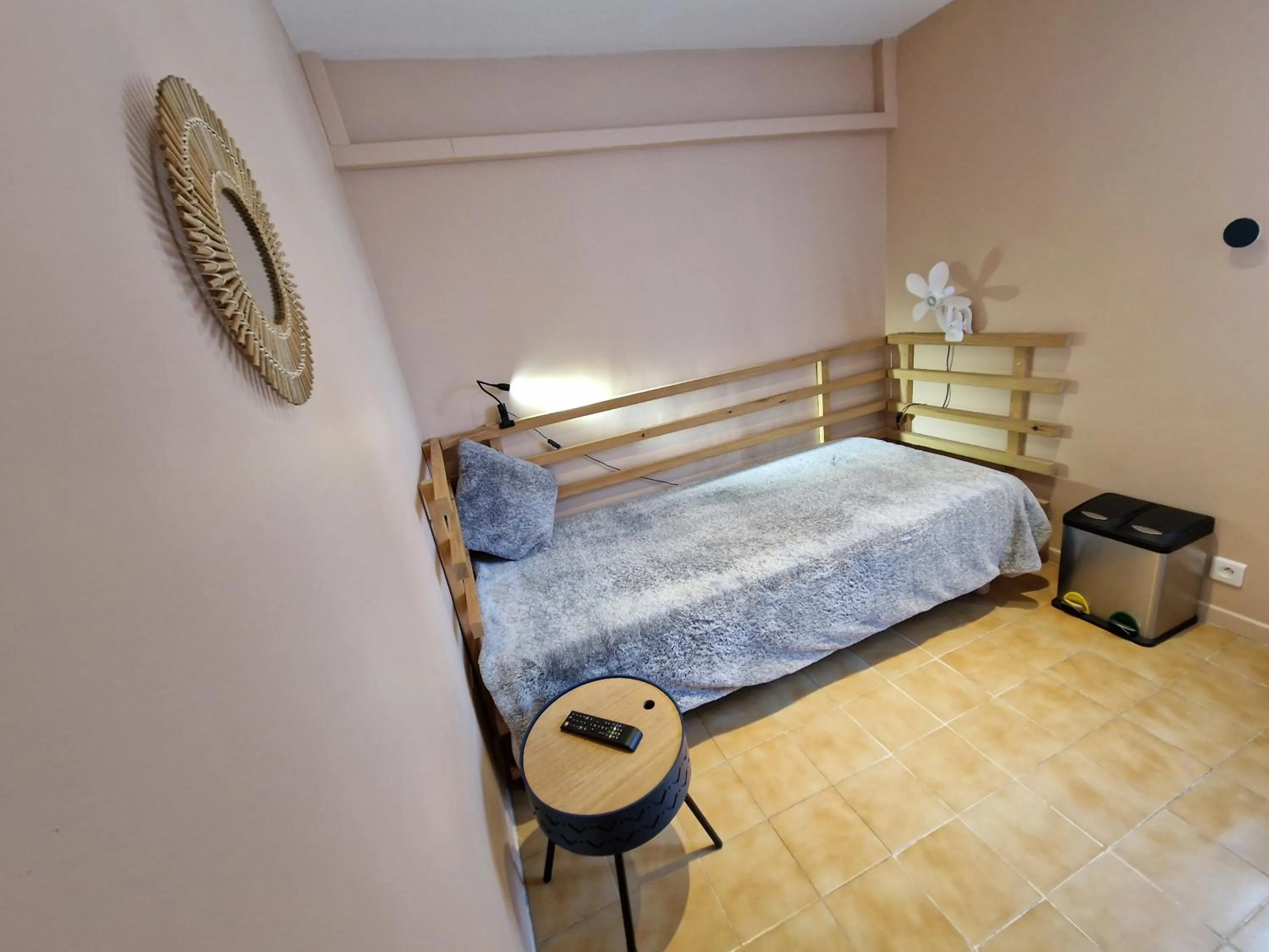 Bedroom, Bed in Le Cosy