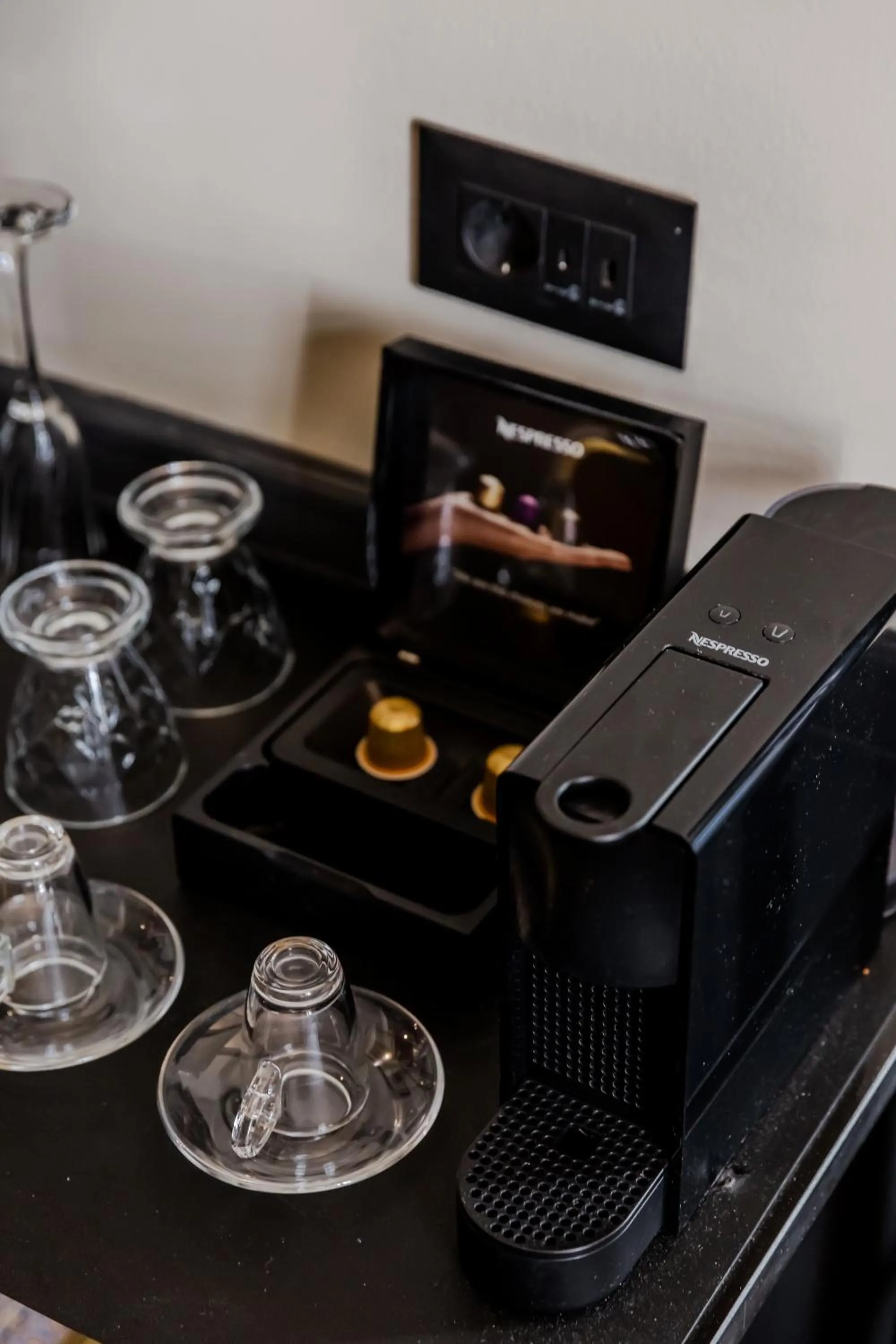 Coffee/tea facilities in SoHo Athinas 60