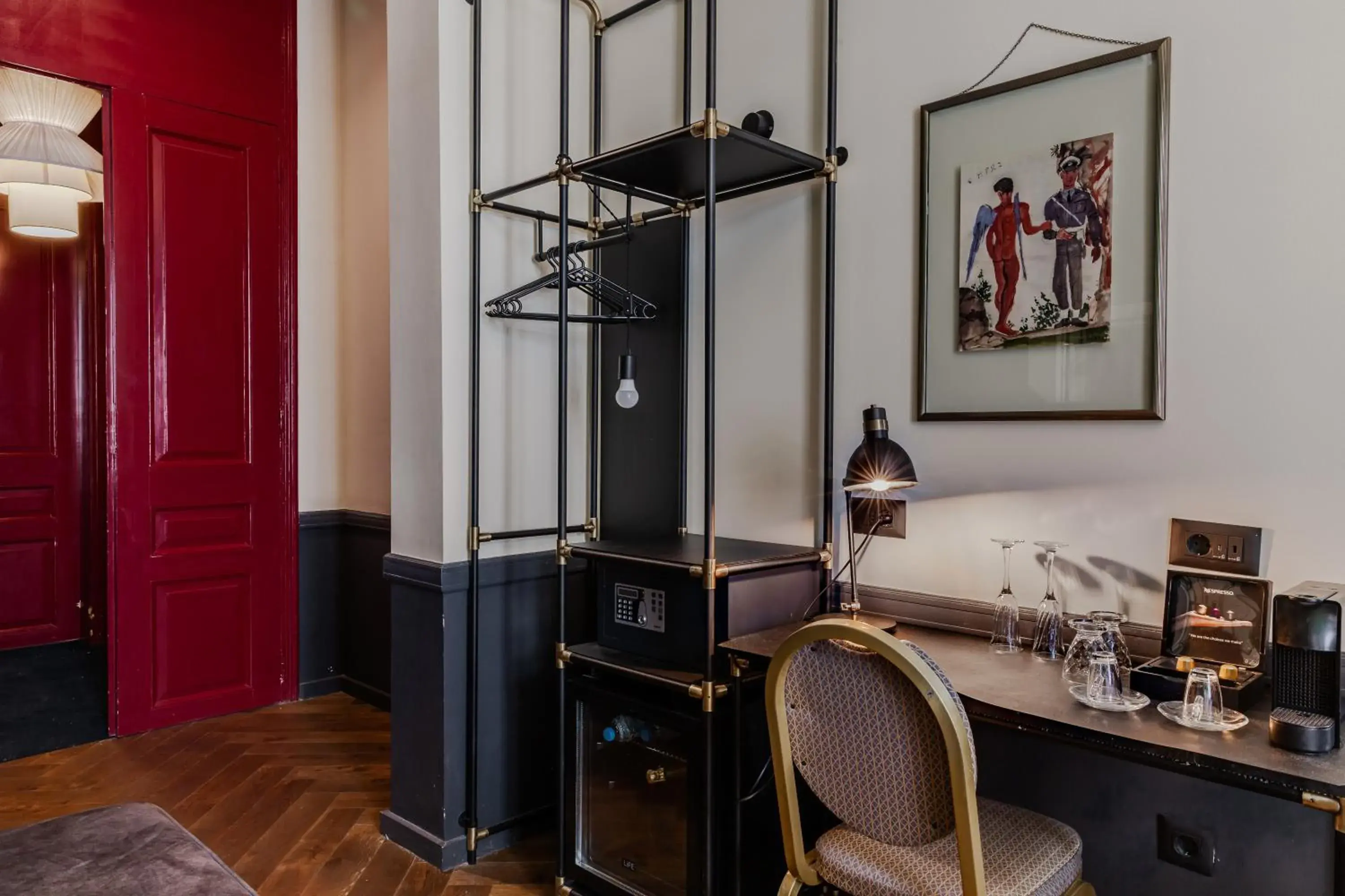 Superior Room with Balcony in SoHo Athinas 60 Superior Room with Balcony in SoHo Athinas 60