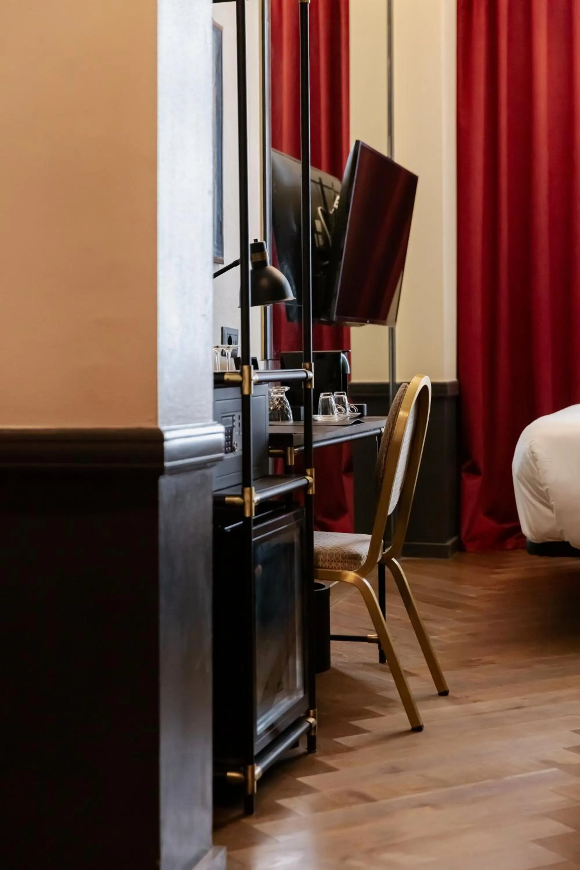 Bed in SoHo Athinas 60