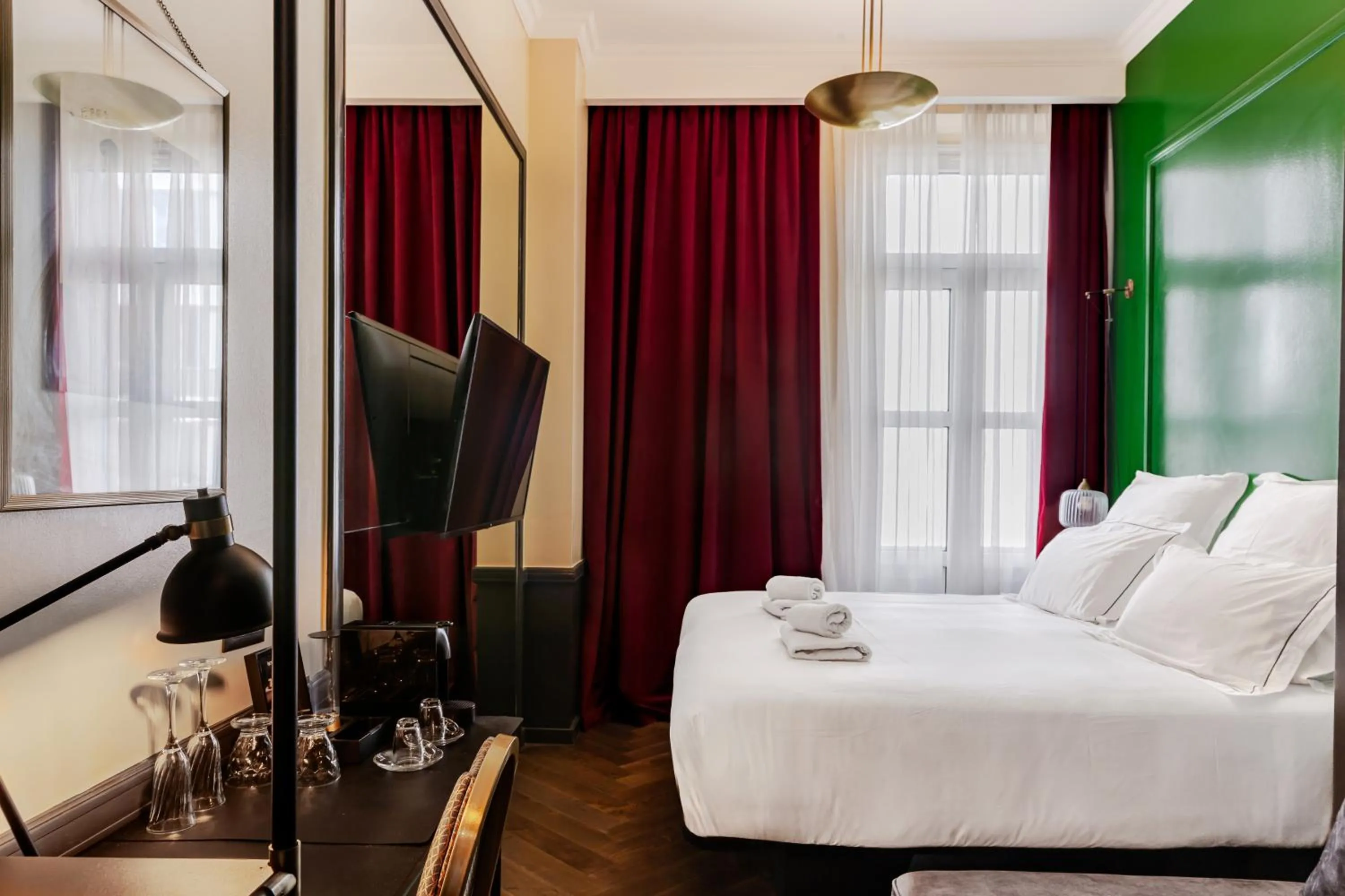 Bed in SoHo Athinas 60