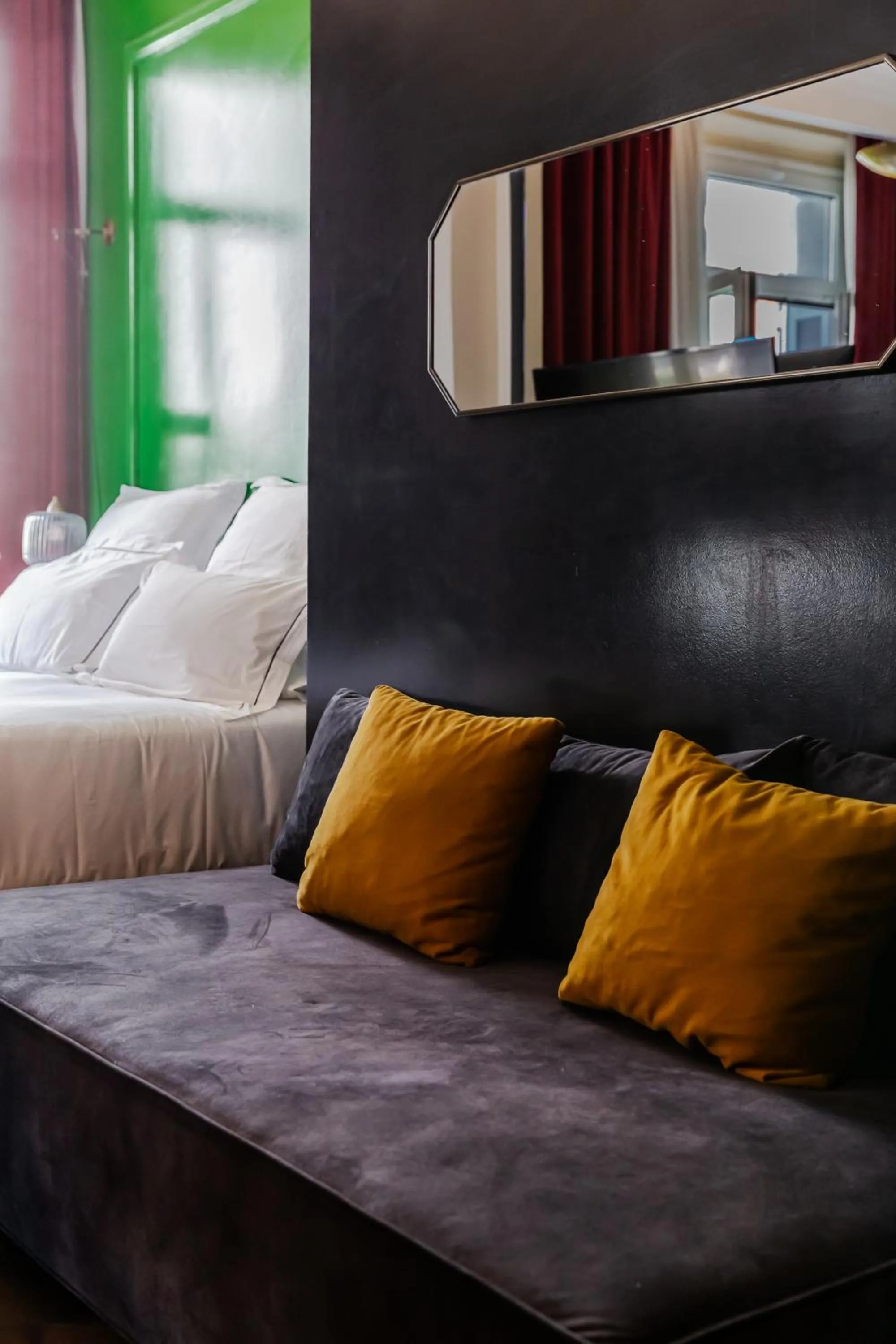 Bed in SoHo Athinas 60