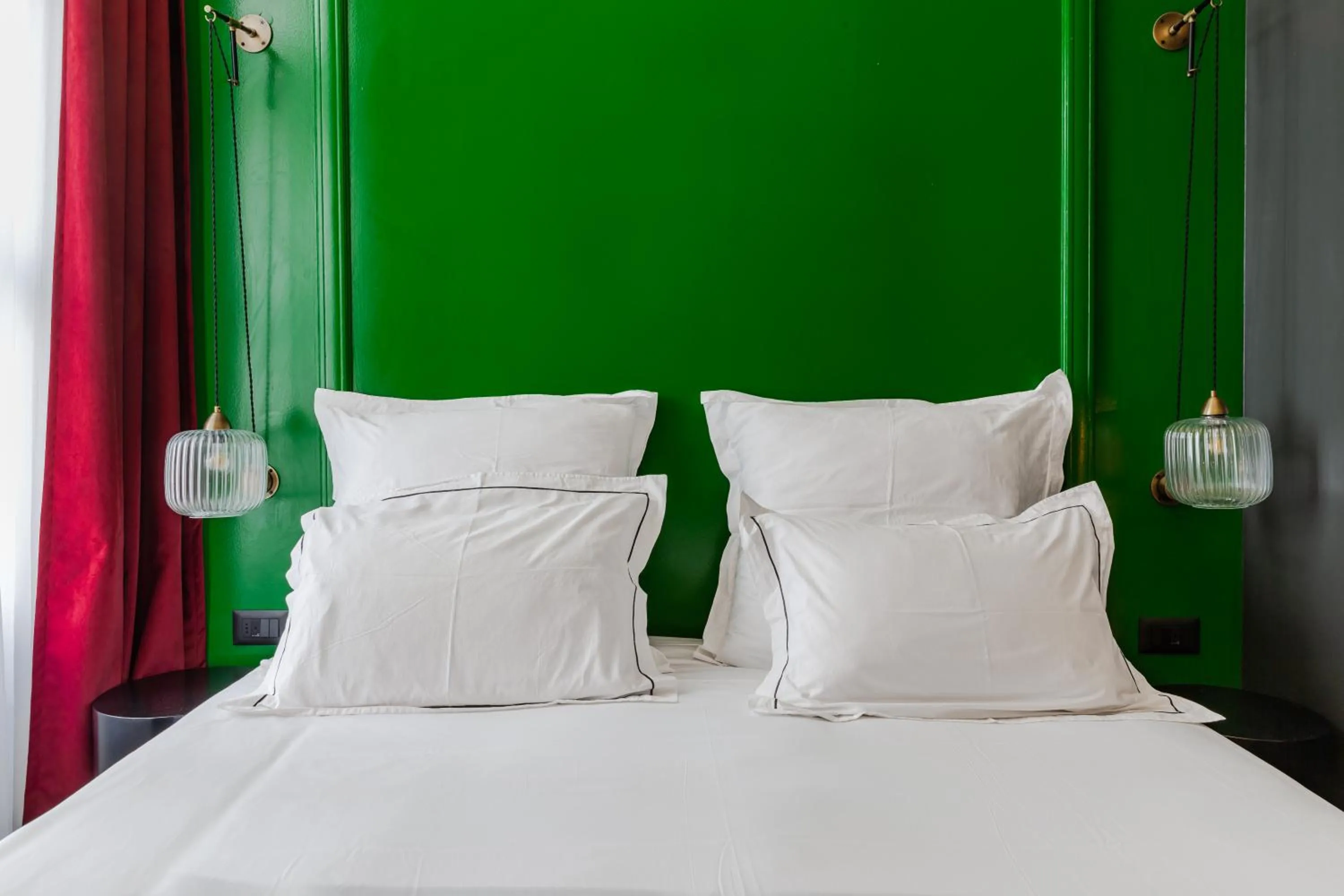 Bed in SoHo Athinas 60