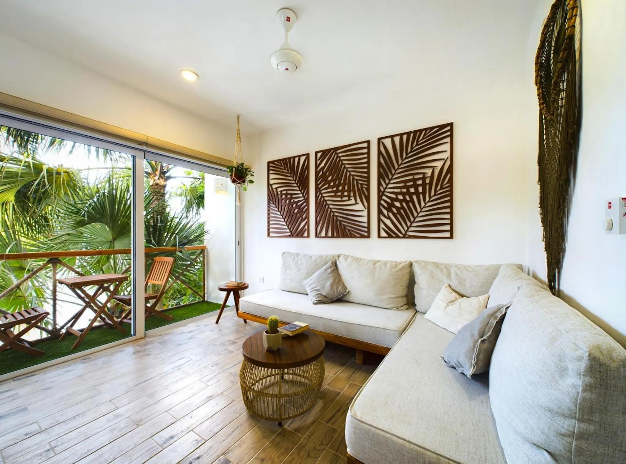 Living room in SAYU - Suites